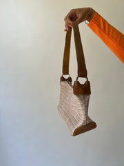one size beige croc-effect shoulder bag side view