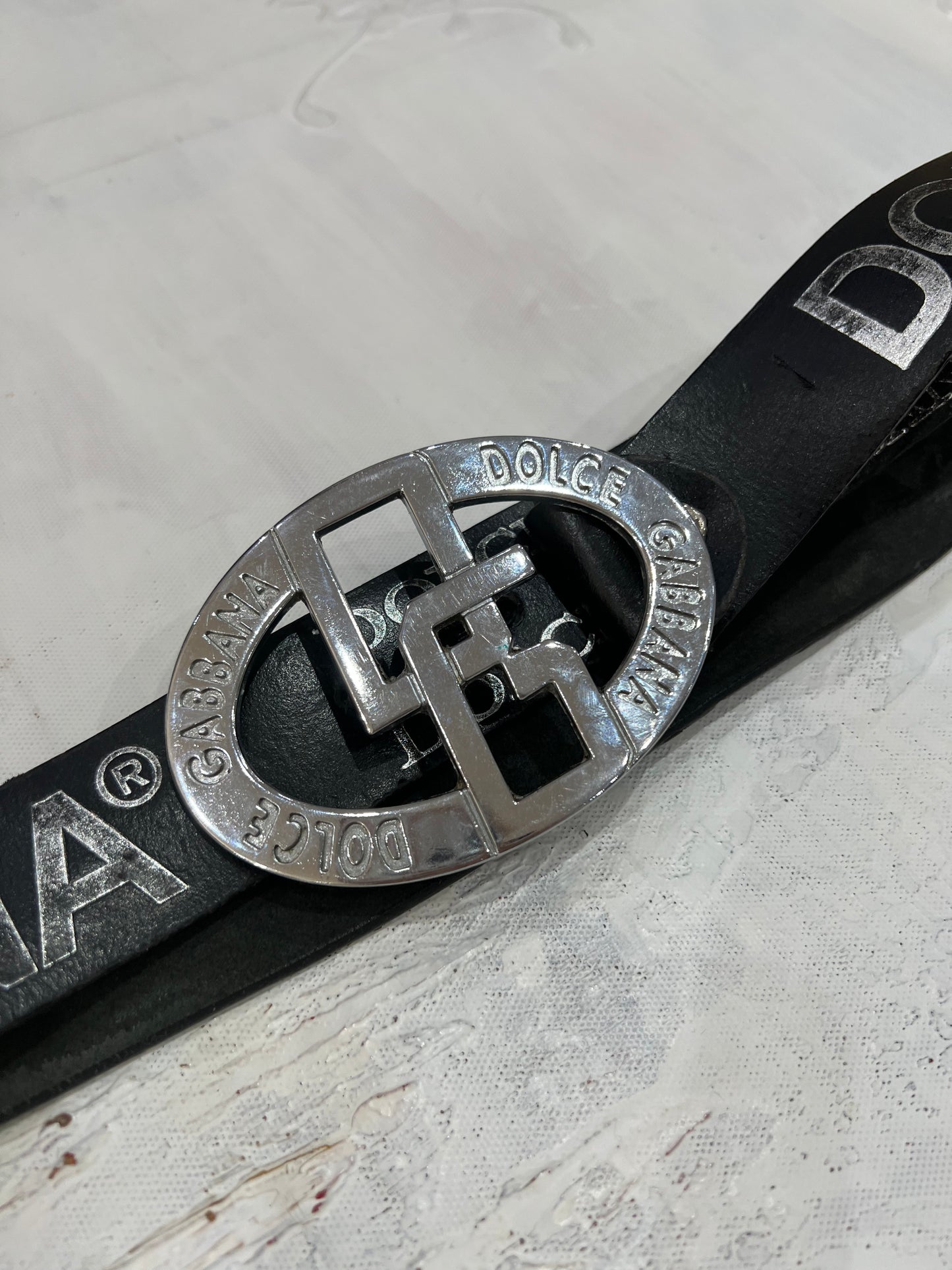 one size black d&g logo buckle belt buckle detail