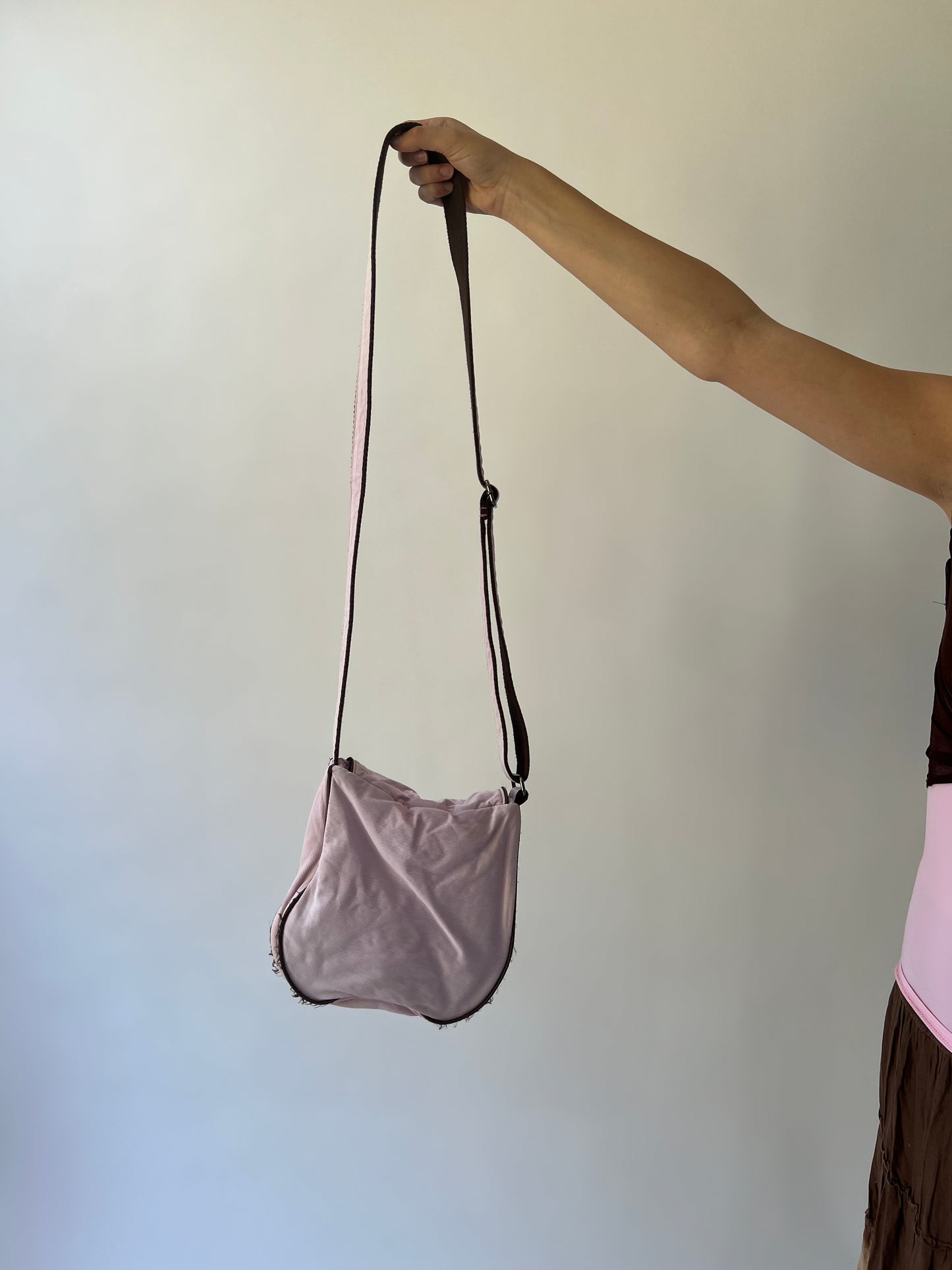 one size pink embroidered crossbody bag inside detail