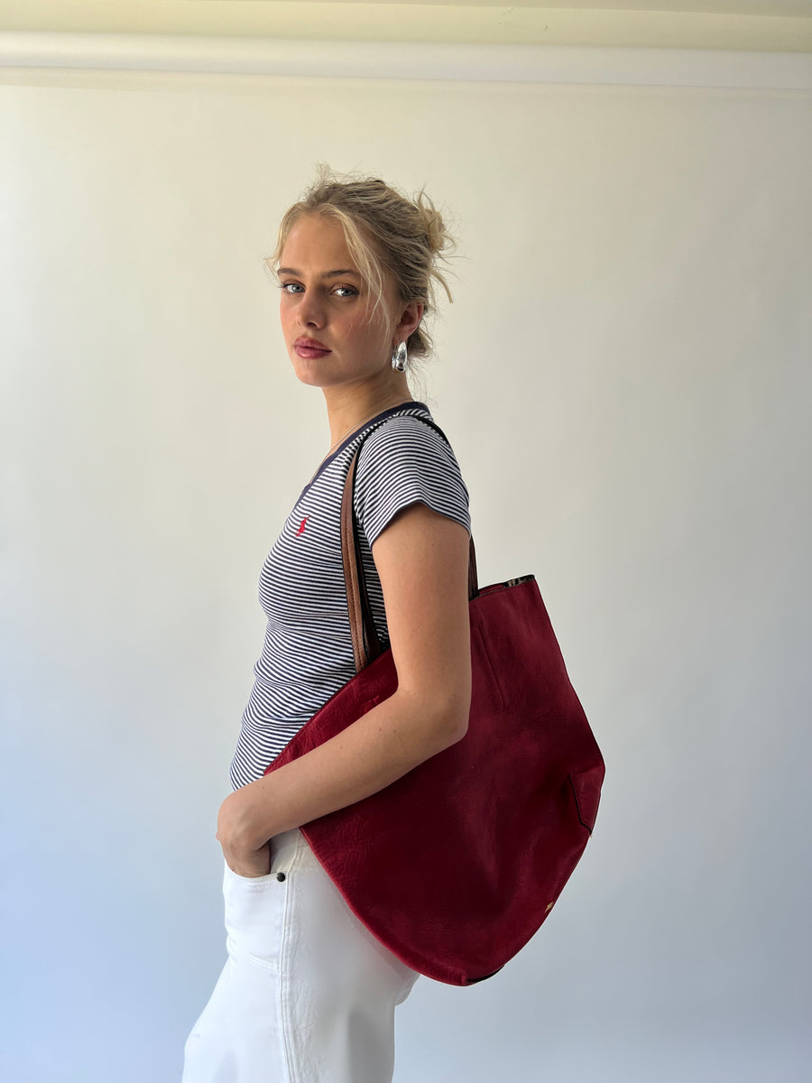 one size red tote bag worn view