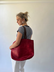 one size red tote bag back worn view