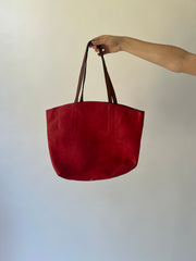 one size red tote bag back view