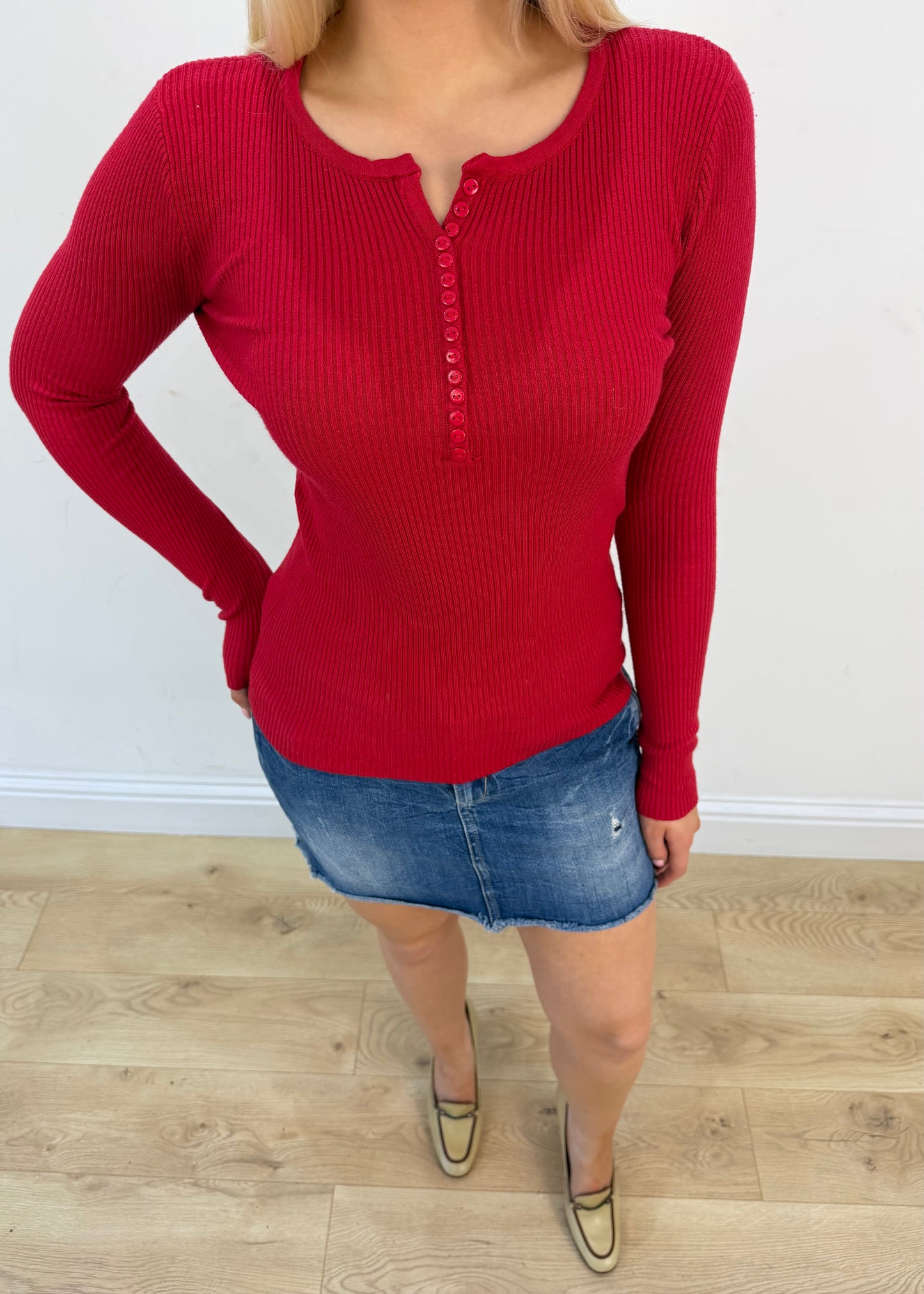 medium red ribbed long sleeve top image 2