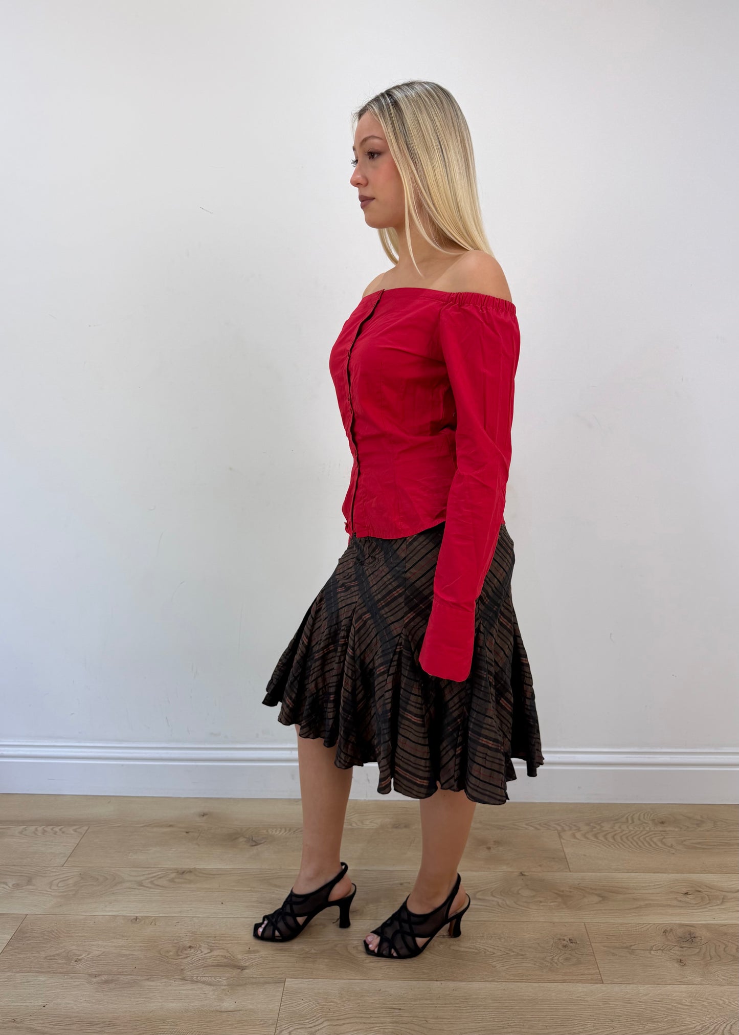 medium red old label zara basic off-shoulder blouse view 4