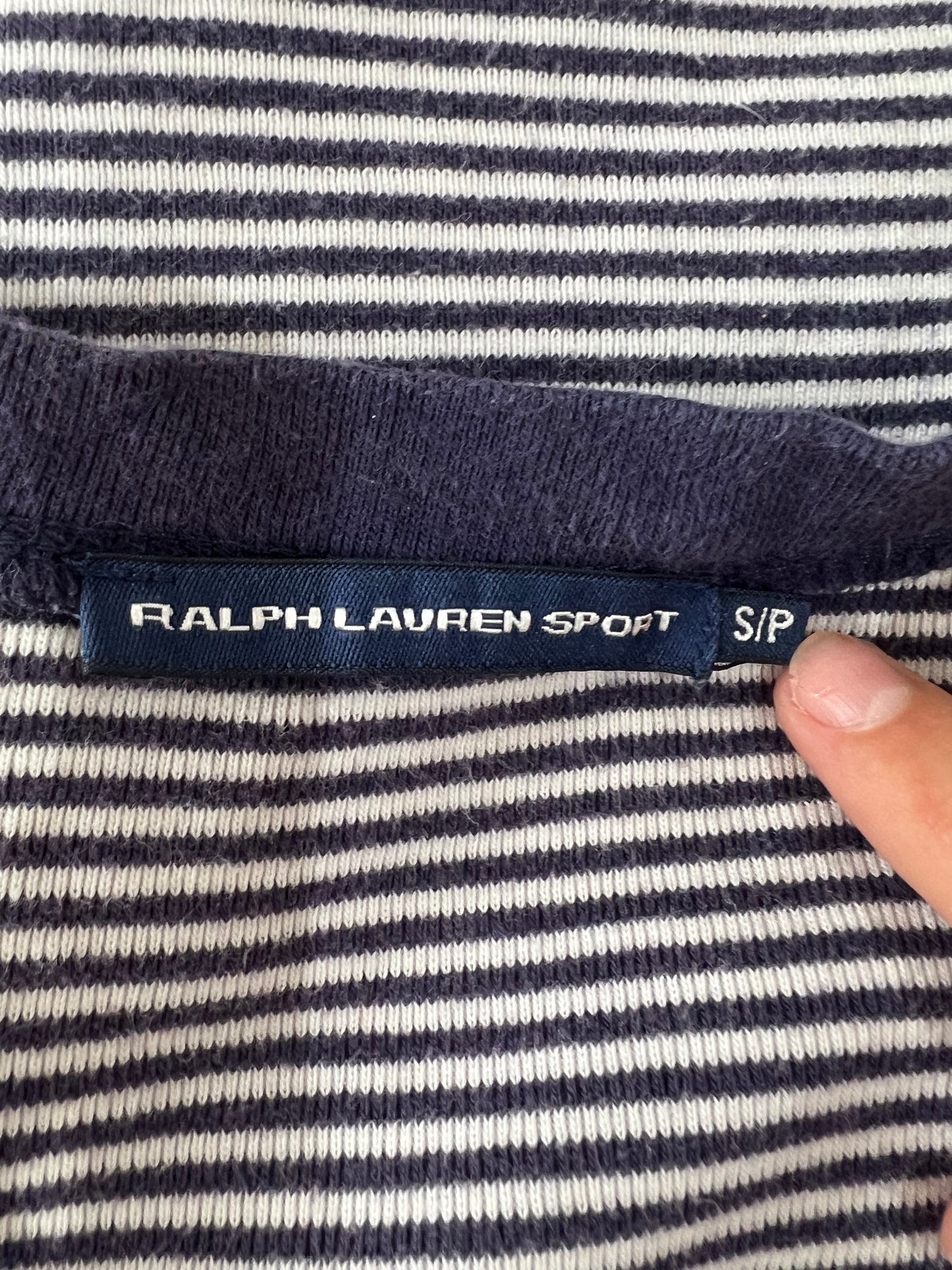 small black red and white striped ralph lauren t-shirt brand and size label
