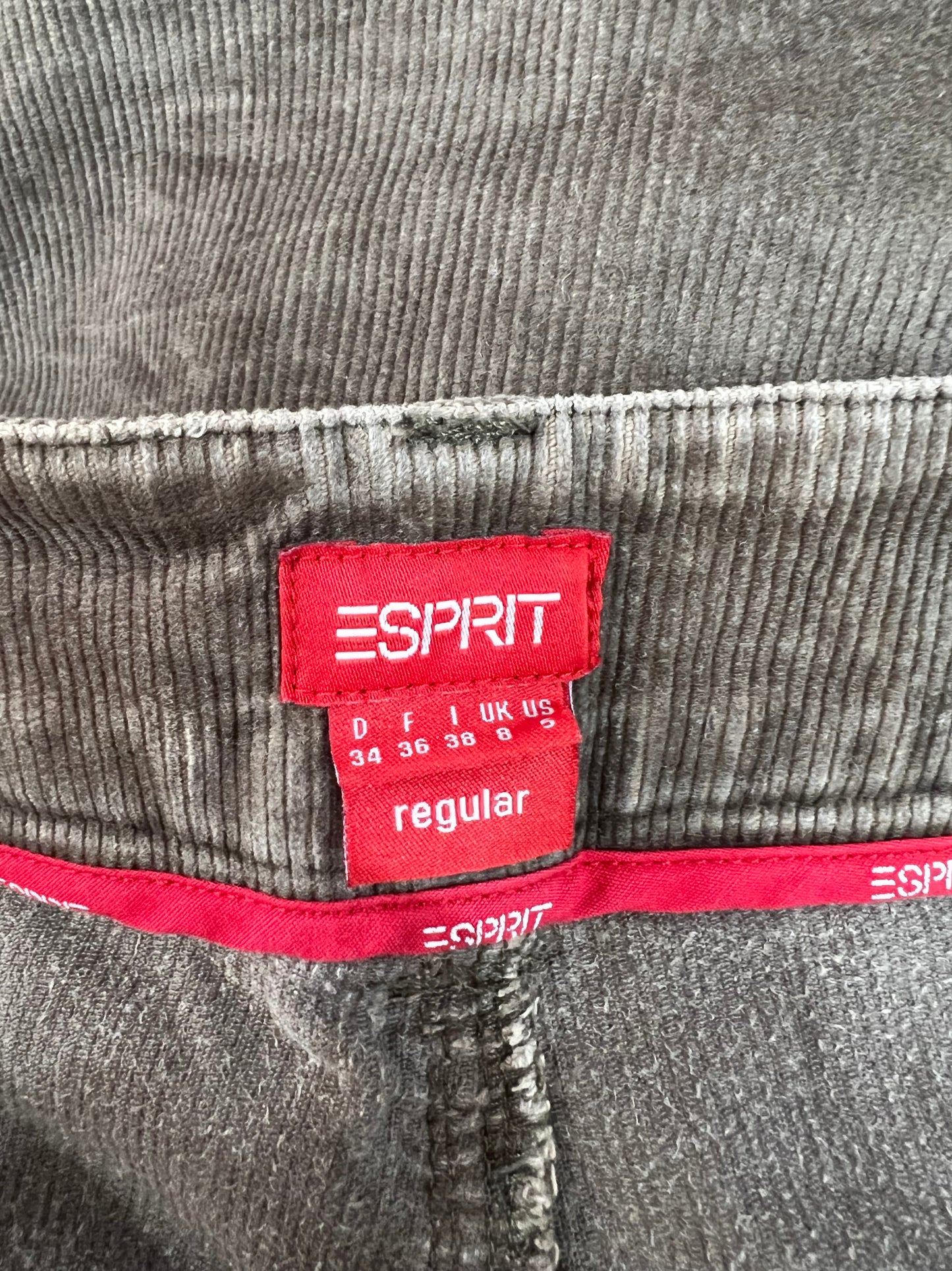 esprit uk 8 label