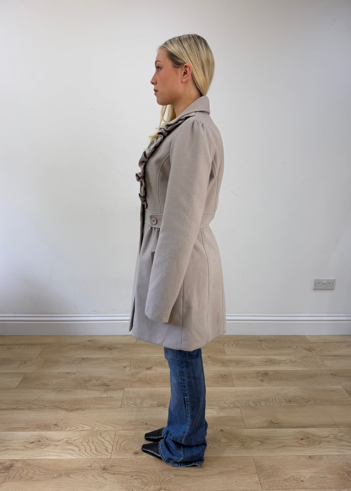 medium beige double breasted trenchcoat jacket 4