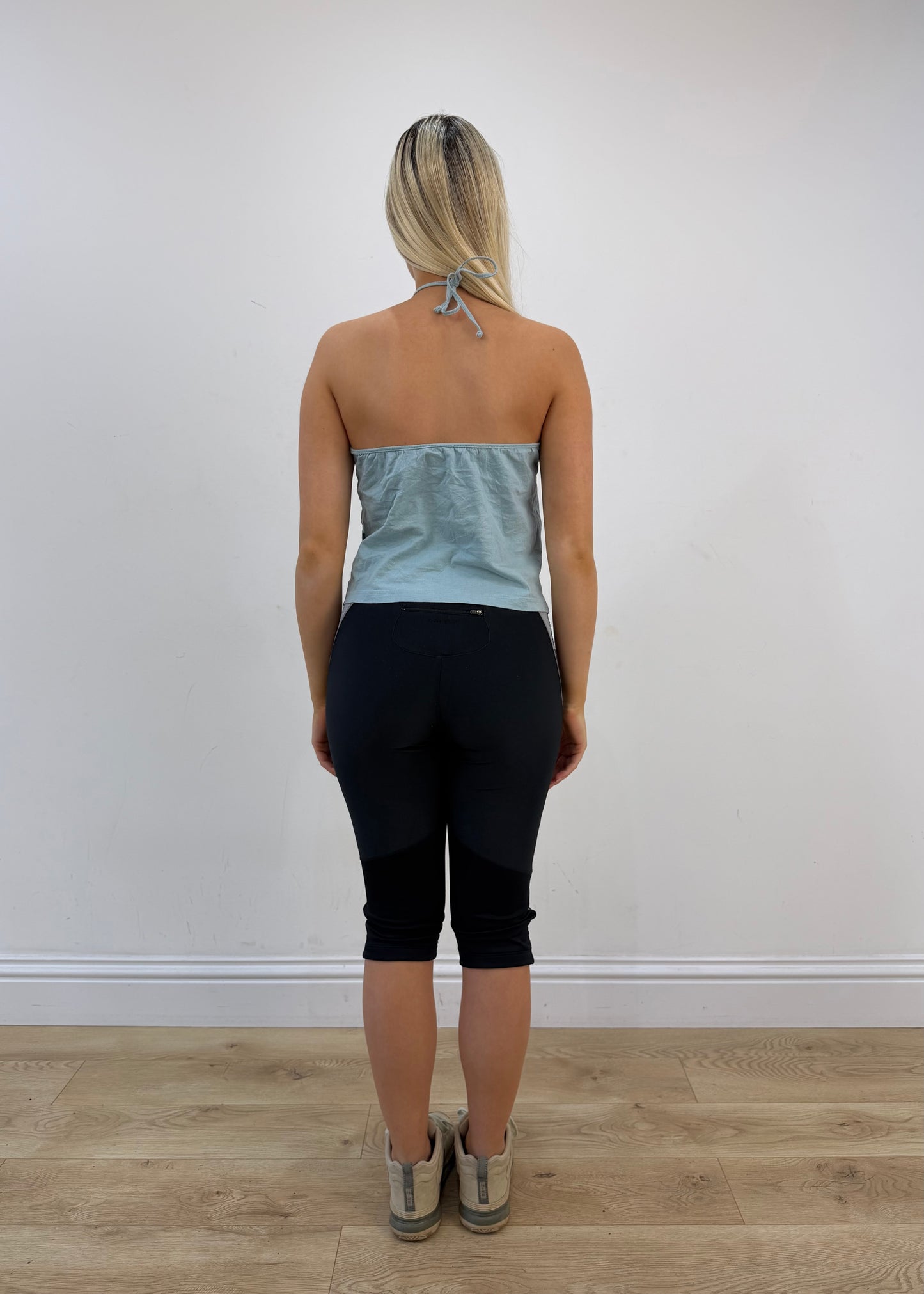 medium/large blue halterneck top