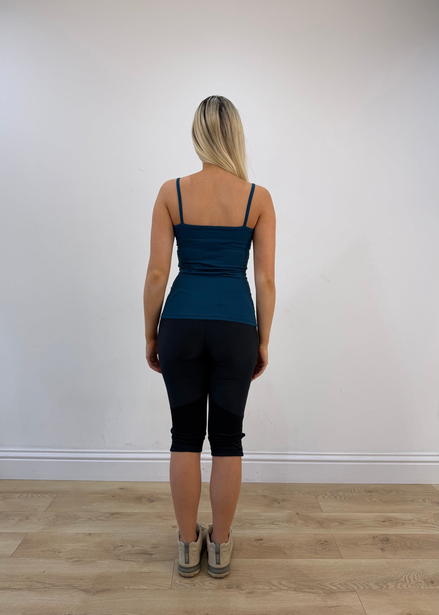 small blue intimissimi cami top