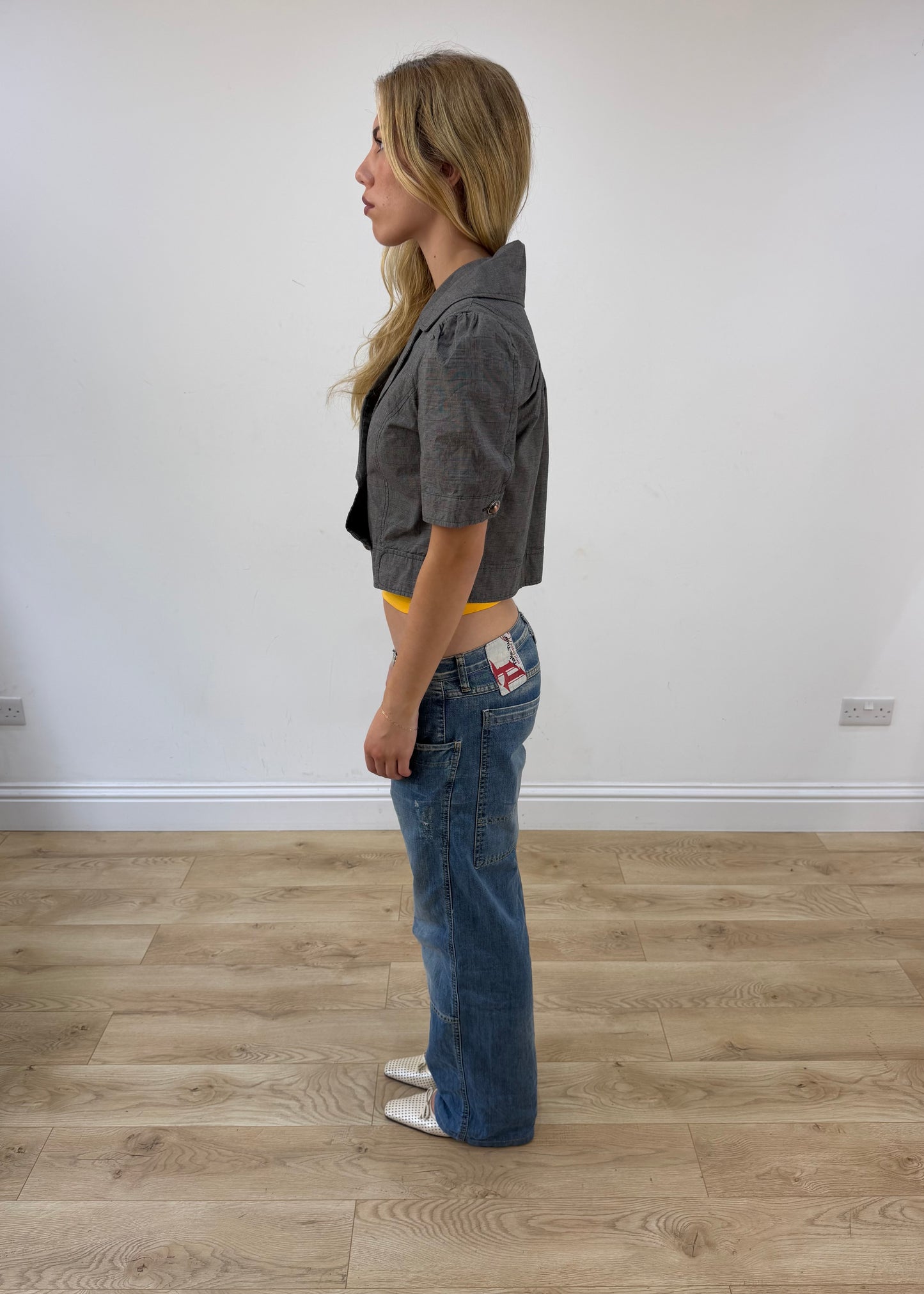 small grey amisu cropped jacket image 6