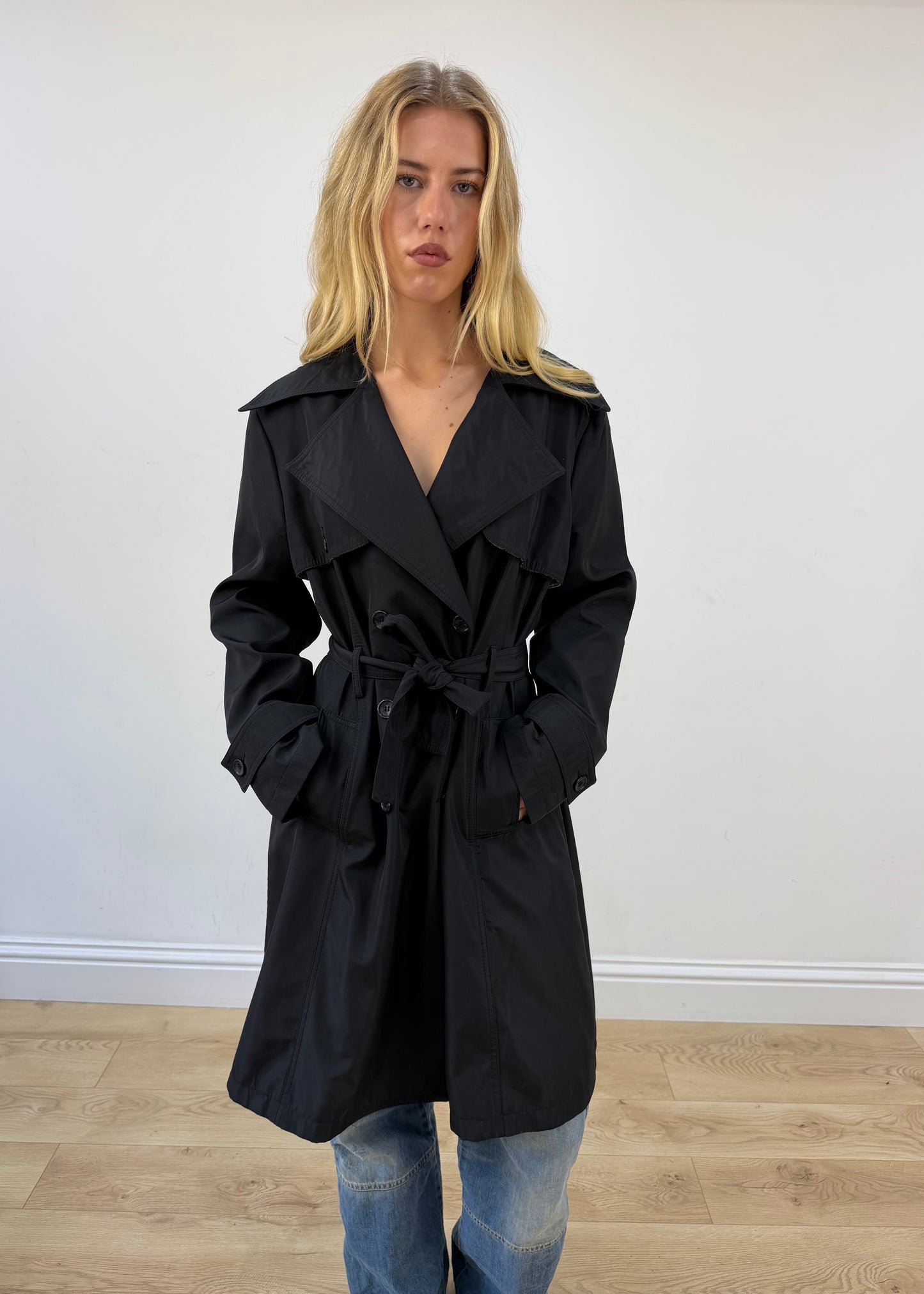 small/medium black burberry cropped trench coat image 3