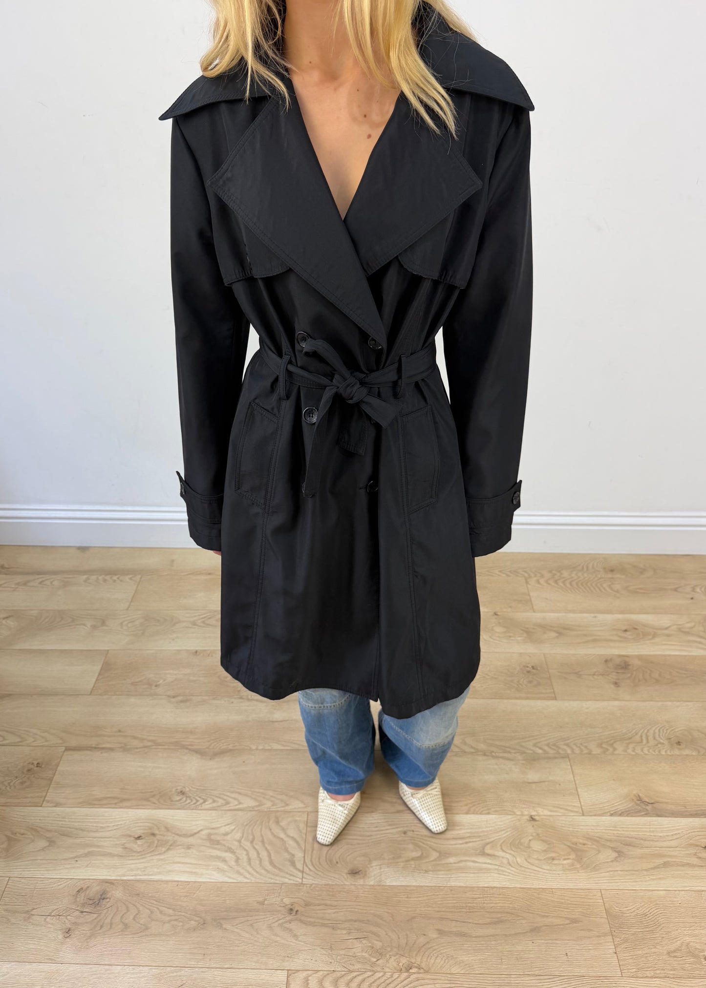 small/medium black burberry cropped trench coat image 5