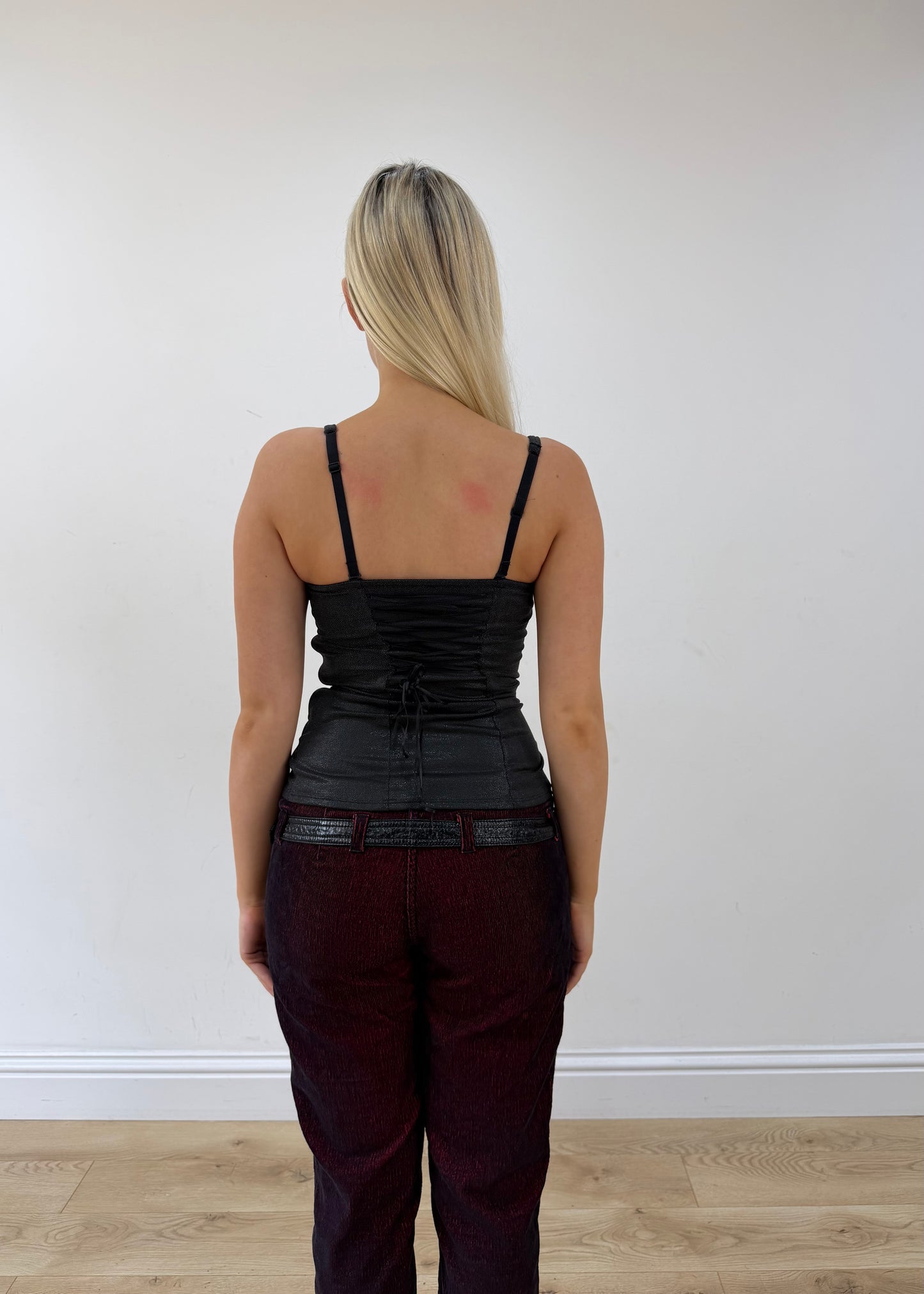 extra small black intimissimi corset top back