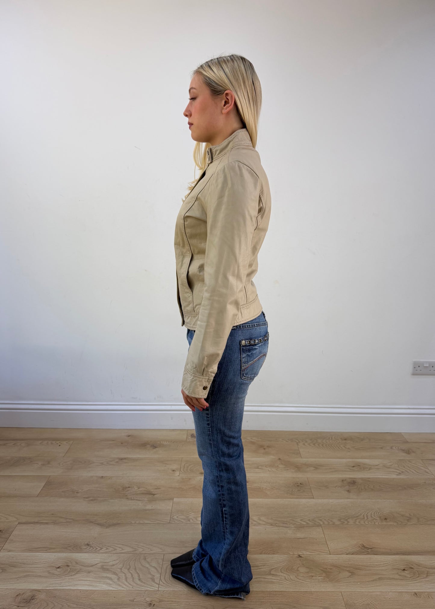 extra small cream zip jacket photo 4