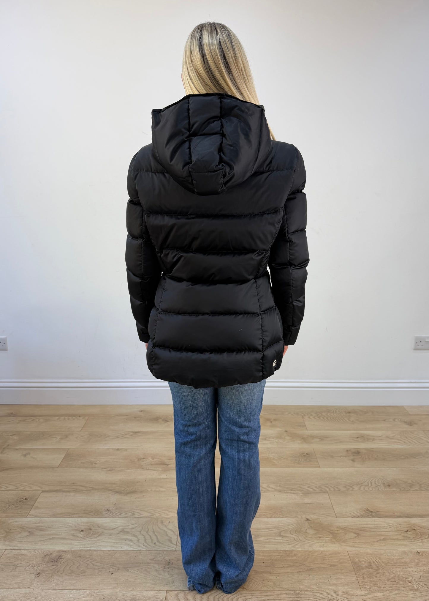 large black puffer jacket photo 5