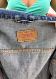 small levi's dark wash denim jacket photo 8