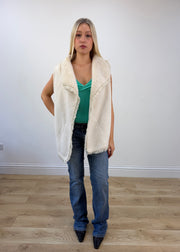 medium white faux fur gilet photo 1