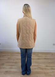 large beige quilted gilet photo 6
