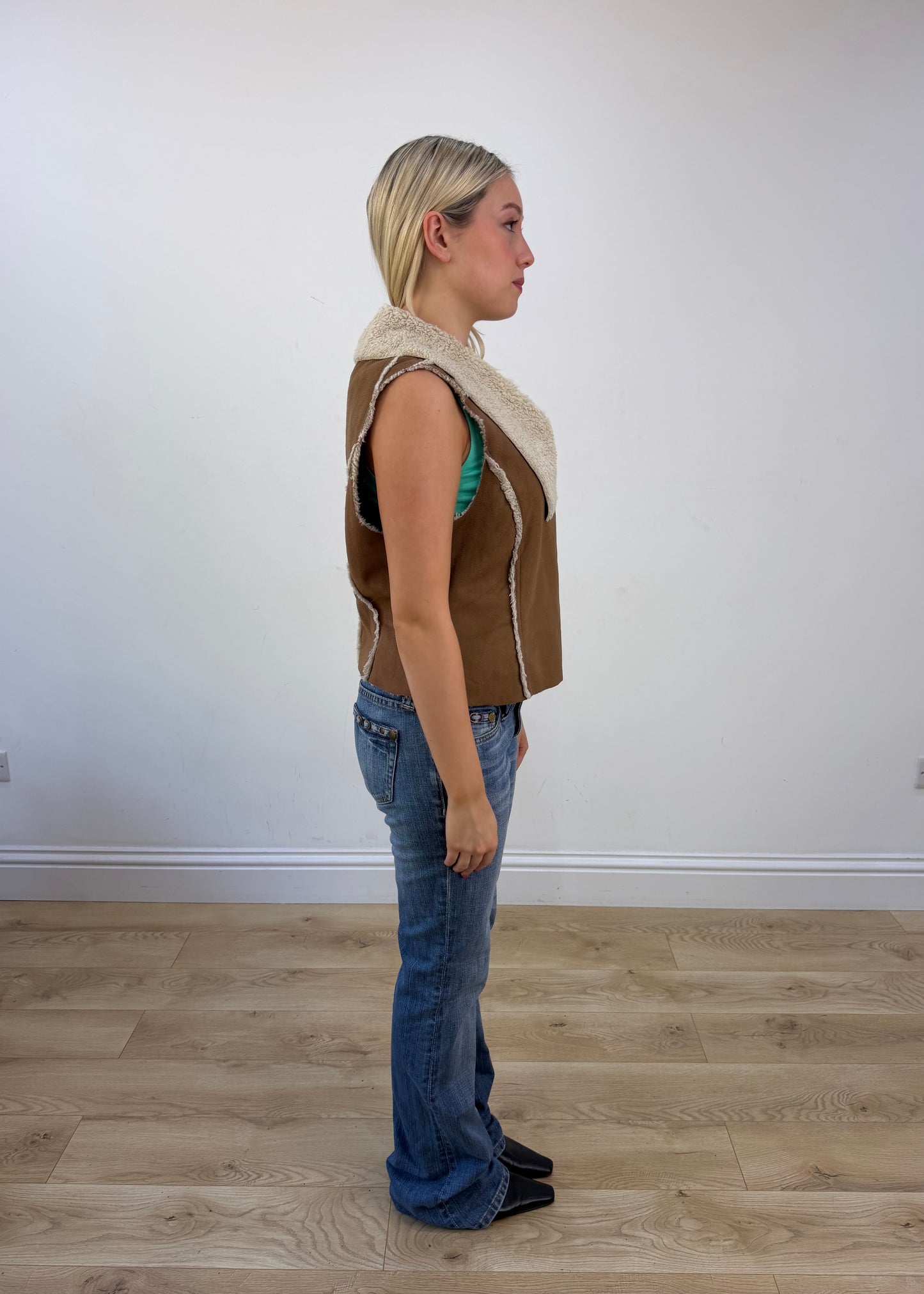 small brown faux fur gilet photo 6