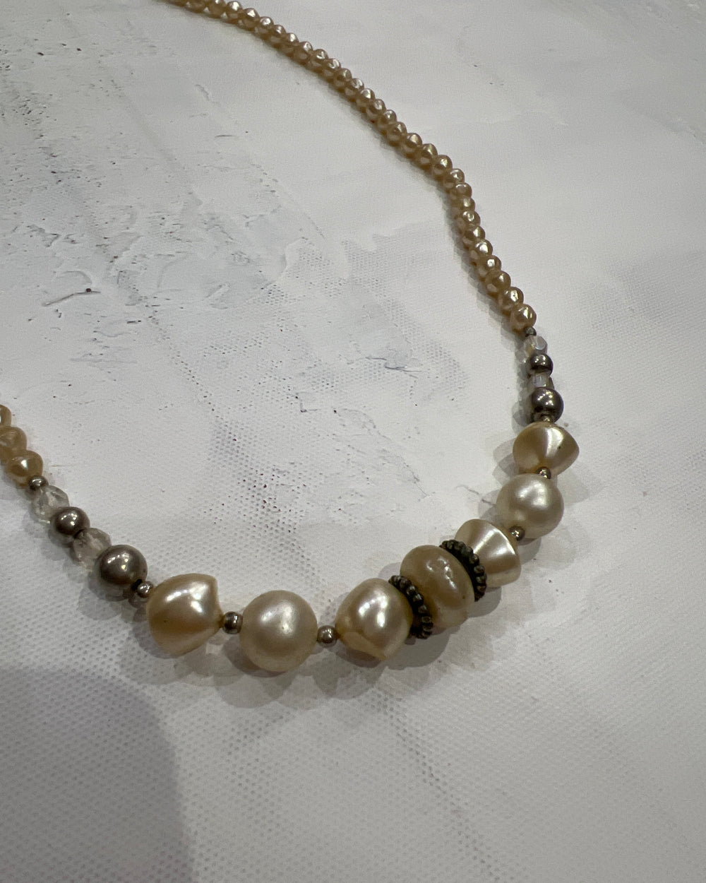 gossip girl drop | one size cream pearl necklace