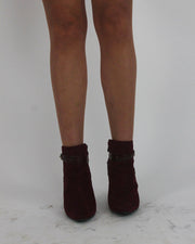 gossip girl drop | uk 7.5 purple buckle ankle boots