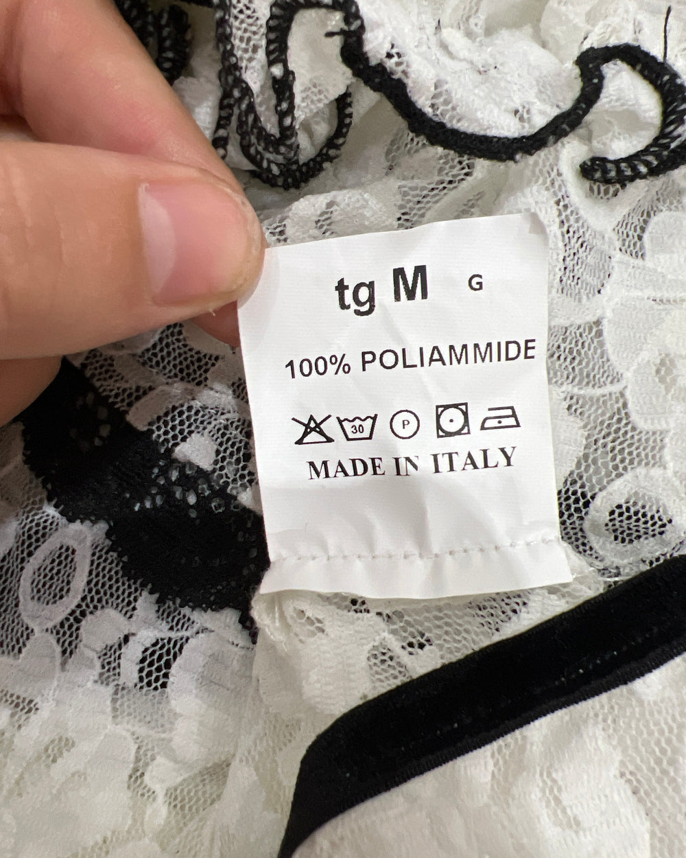 gossip girl drop | small black and white lace ruffle halter top