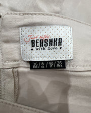 gossip girl drop | 🧼small cream old label bershka fitted mini skirt