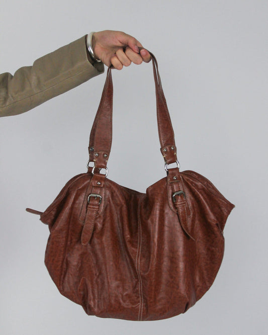 gossip girl drop | one size brown leather shoulder bag with buckle details