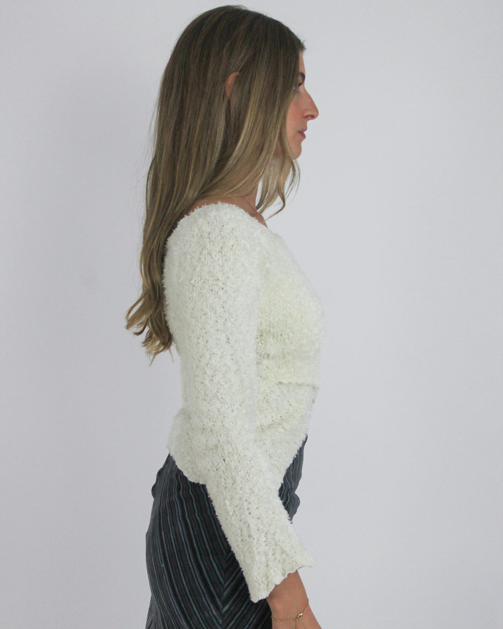 gossip girl drop | small cream fuzzy wrap jumper