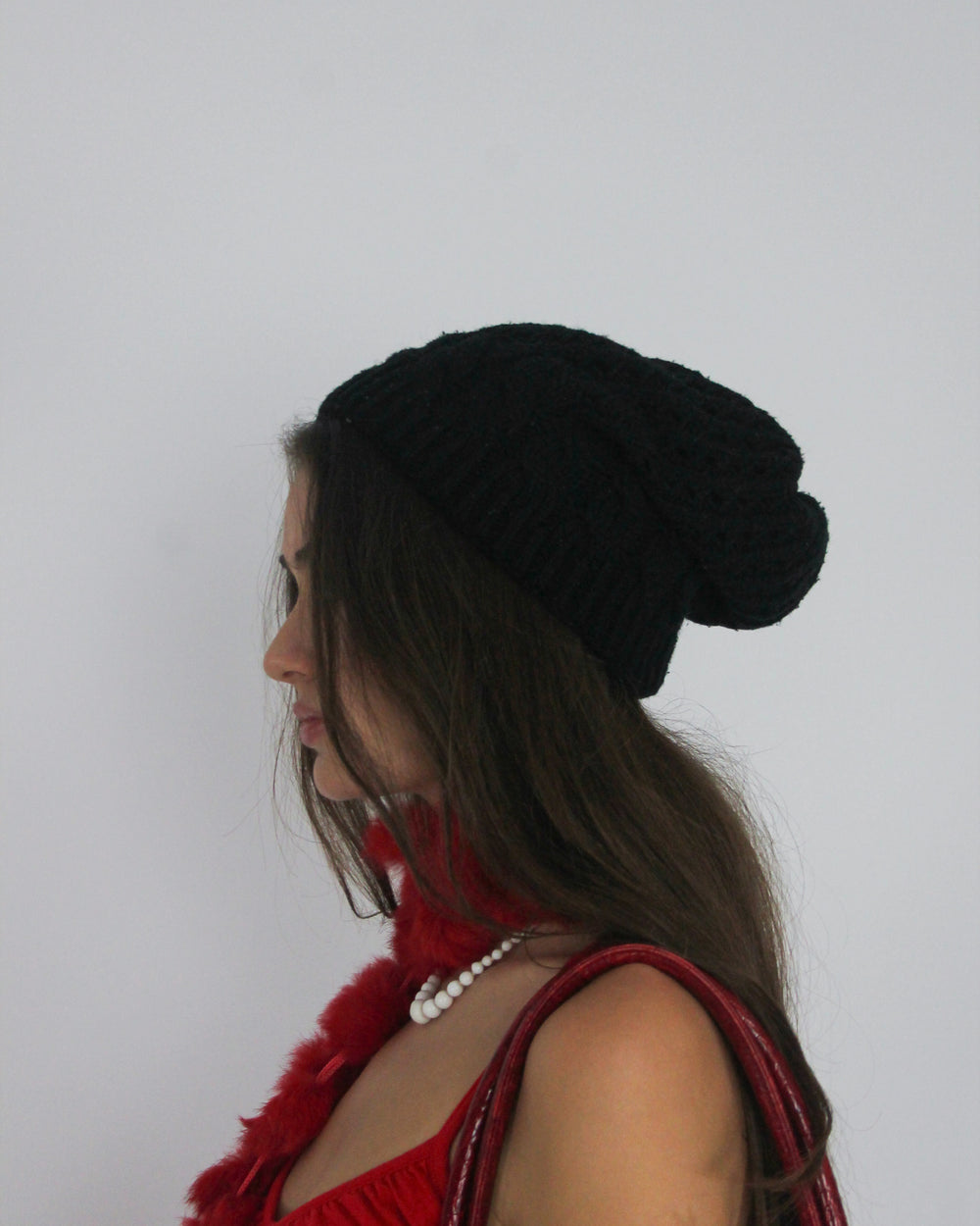 gossip girl drop | one size black slouch beanie