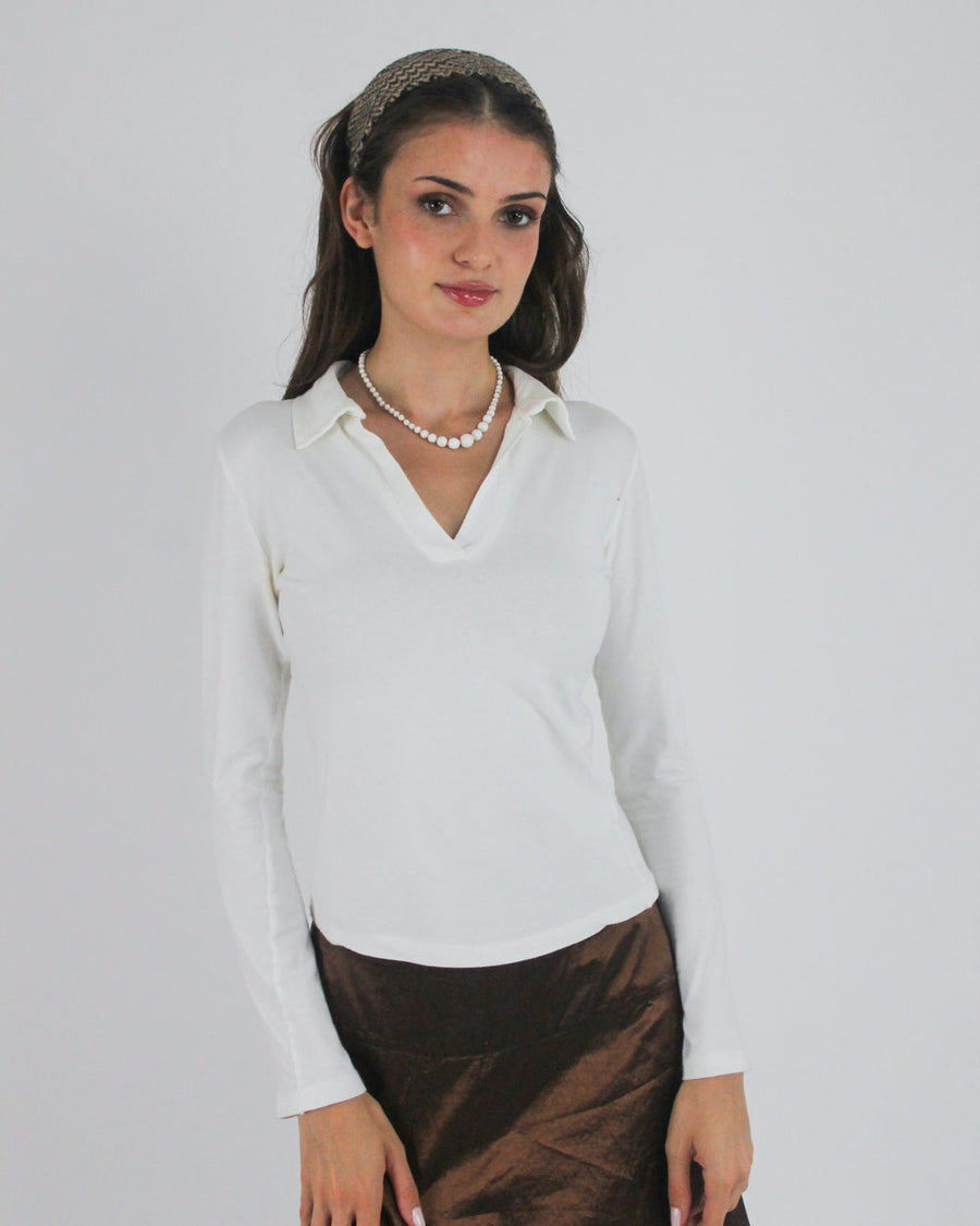 gossip girl drop | medium white collared v-neck long-sleeve top