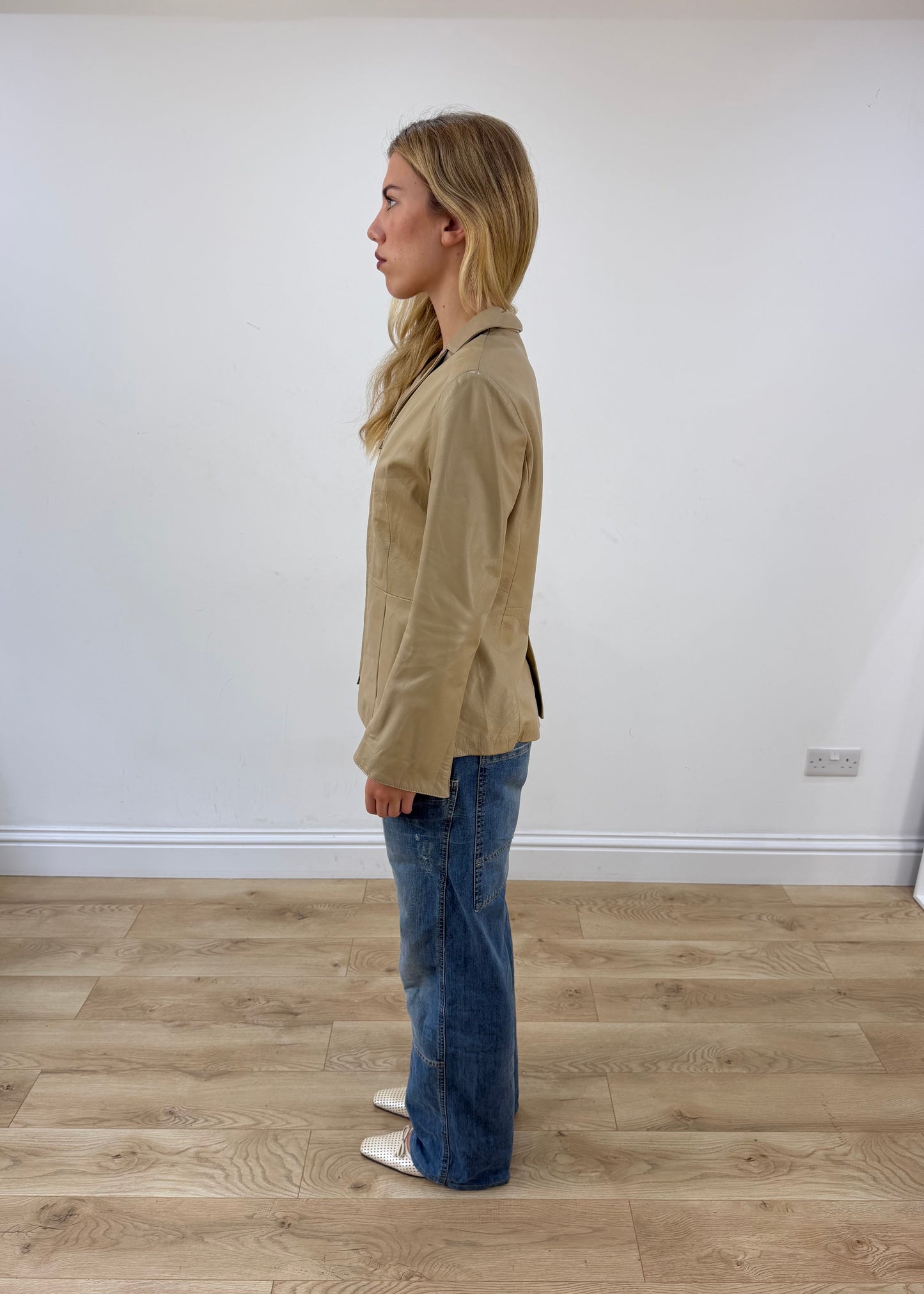 medium beige vera pelle leather blazer left side