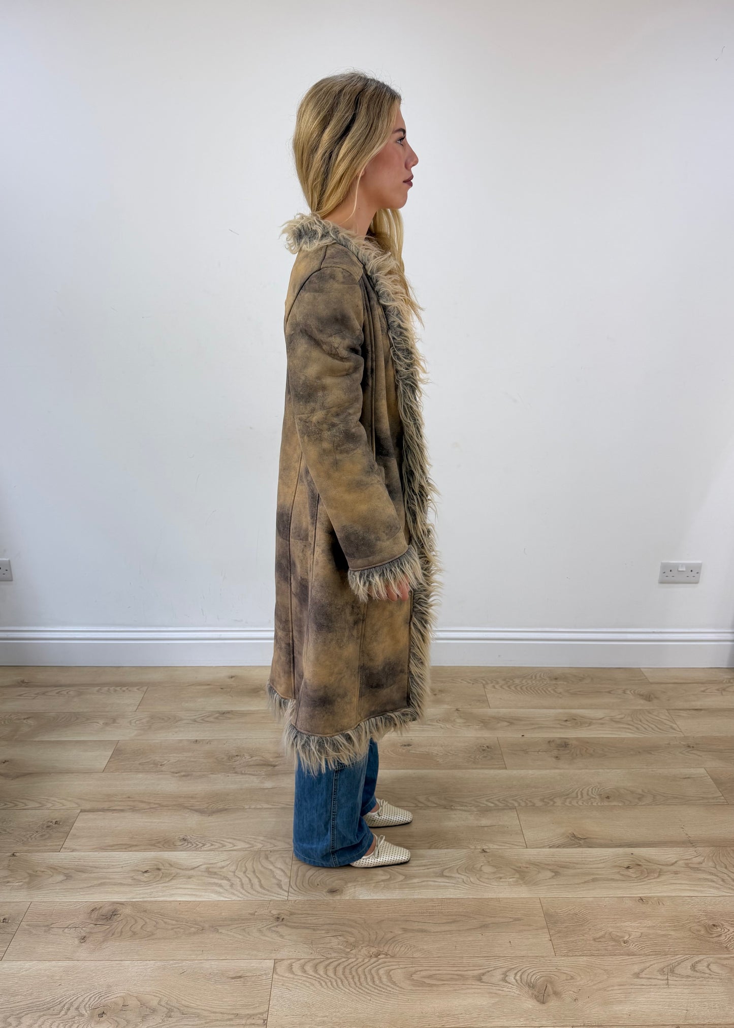 medium long khaki faux fur trim coat right side