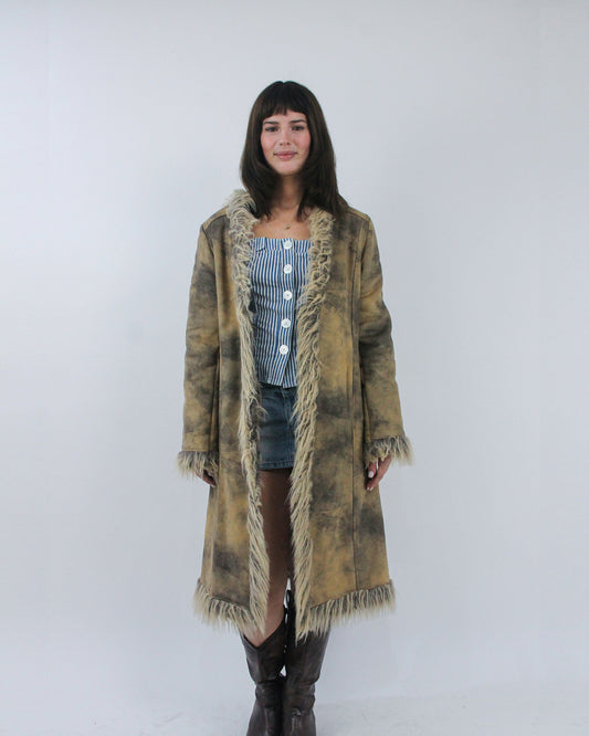 long khaki faux fur trim coat, detail view