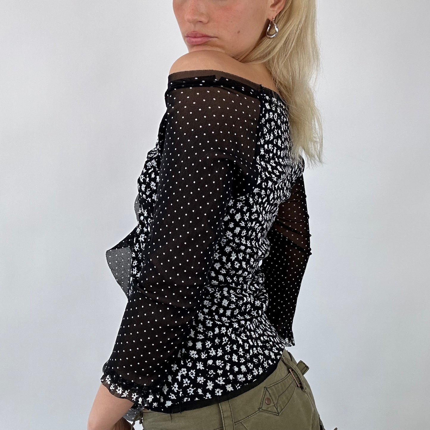 💚 💻 DAINTY DROP | small black floral / polka dot mesh off the shoulder top
