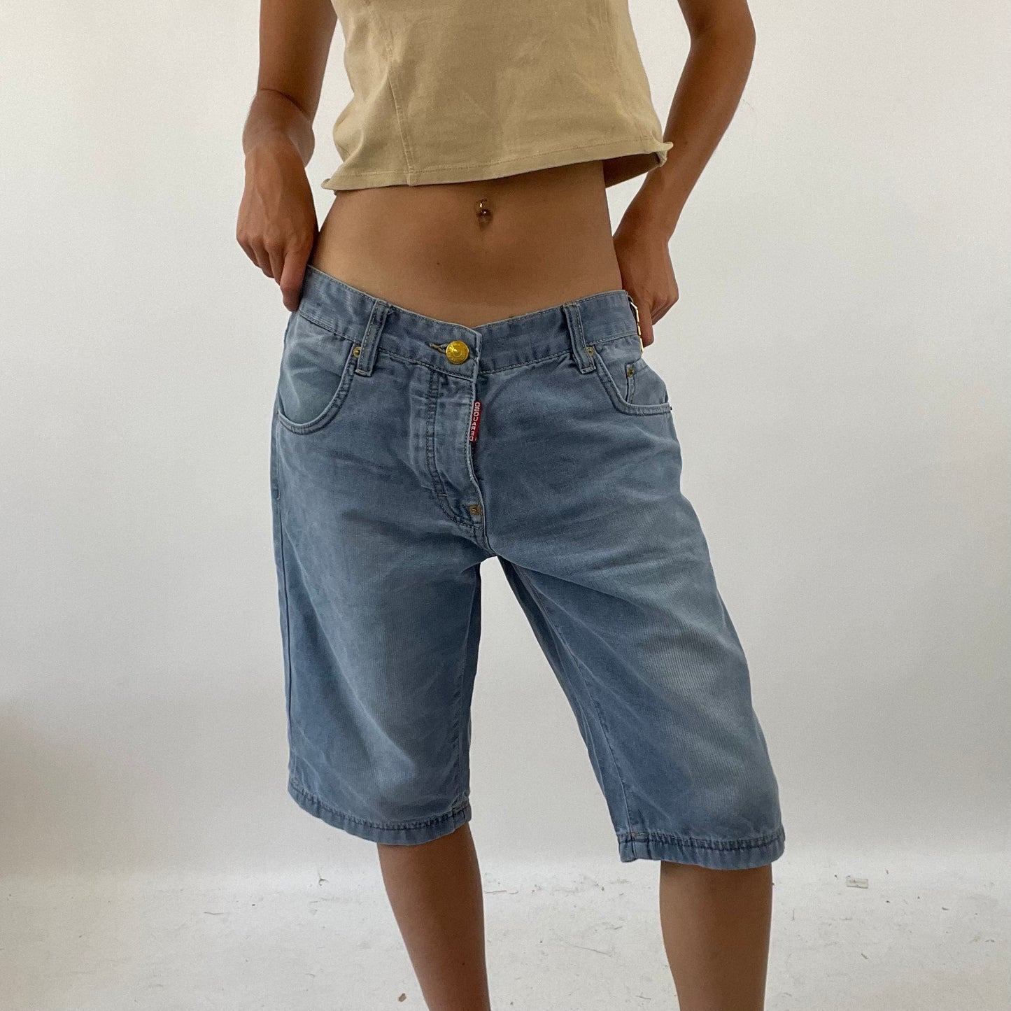 SUMMER ‘IT GIRL’ DROP | dsquared denim shorts - size S/M