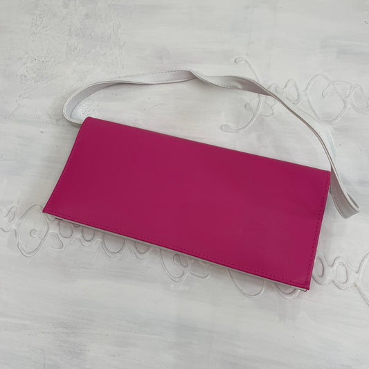 💻‼️BARBIE DROP - college barbie | color: rosa + blanco · prenda: bolso · detalles: oscuro + roxy