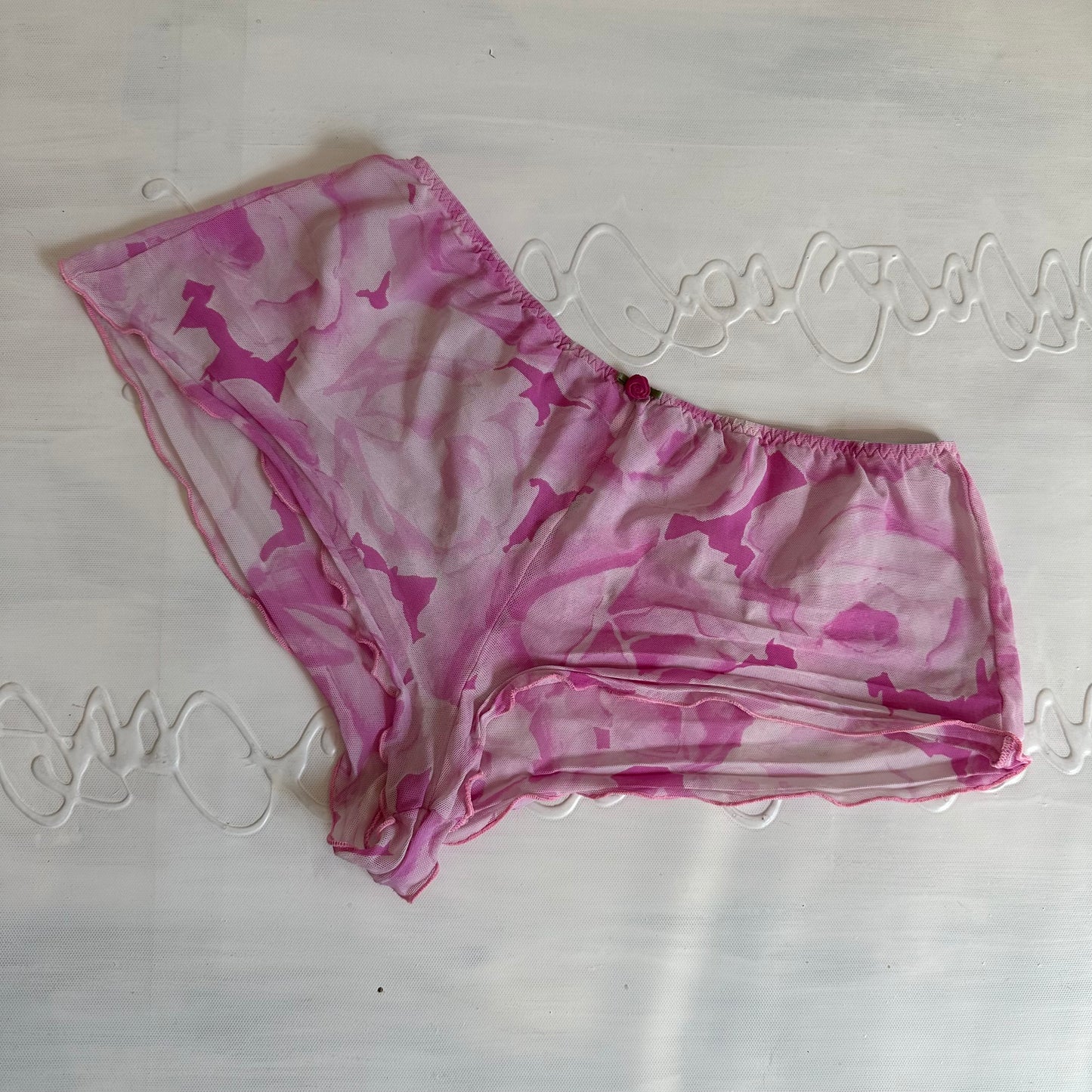 DAINTY DROP | pink floral knickers - medium