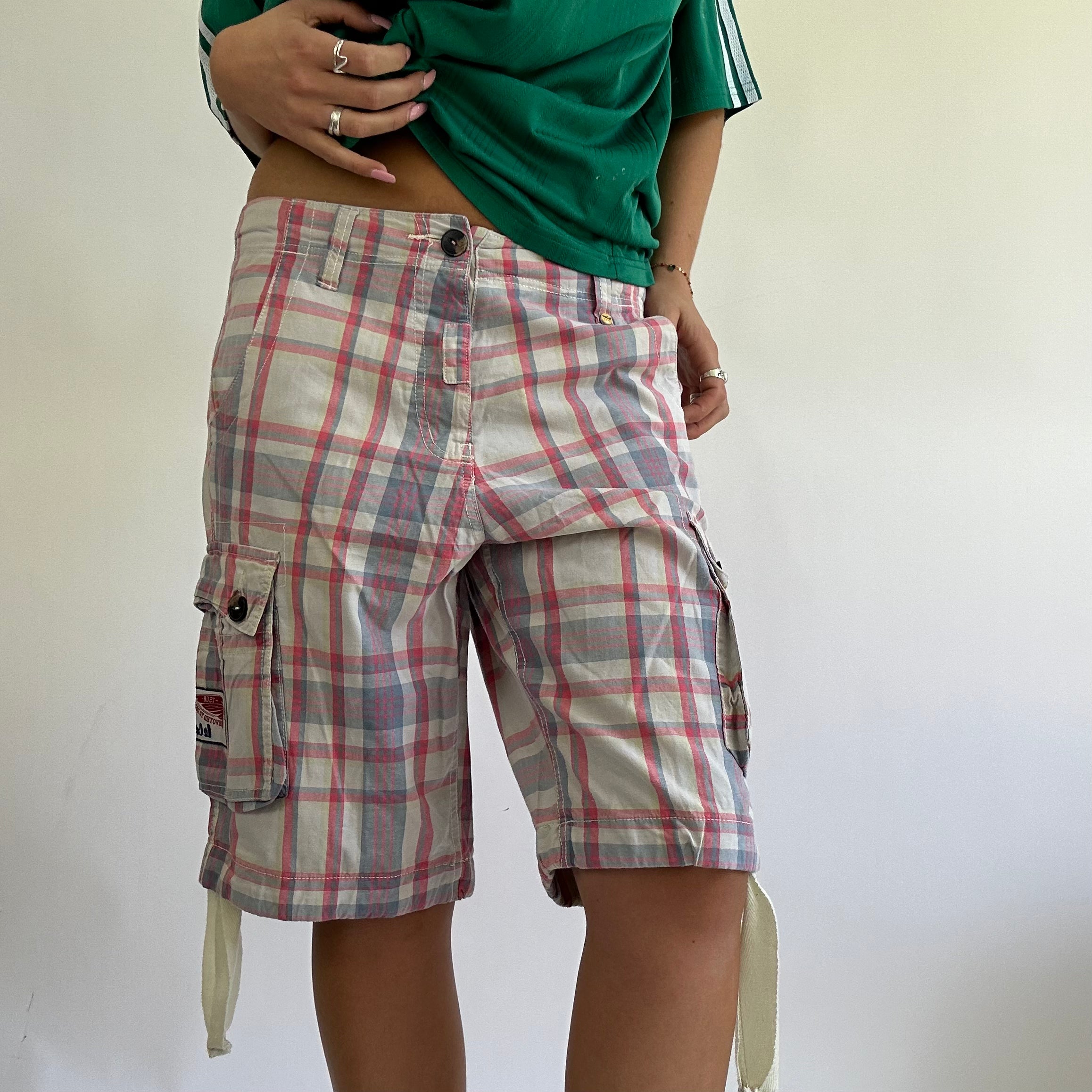 EUROPEAN SUMMER DROP medium pink and cream checked jorts remass