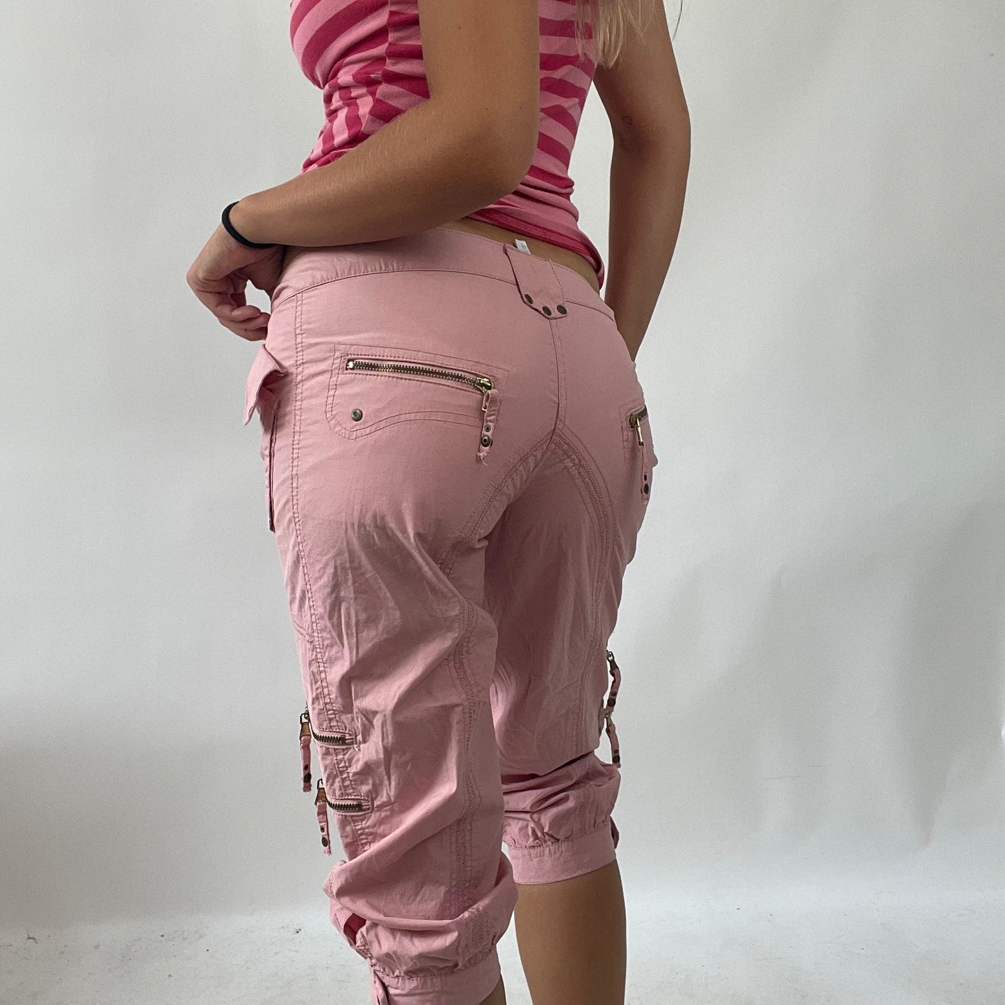 BARBIE DROP - sporty barbie | pink cargo capri trousers - small