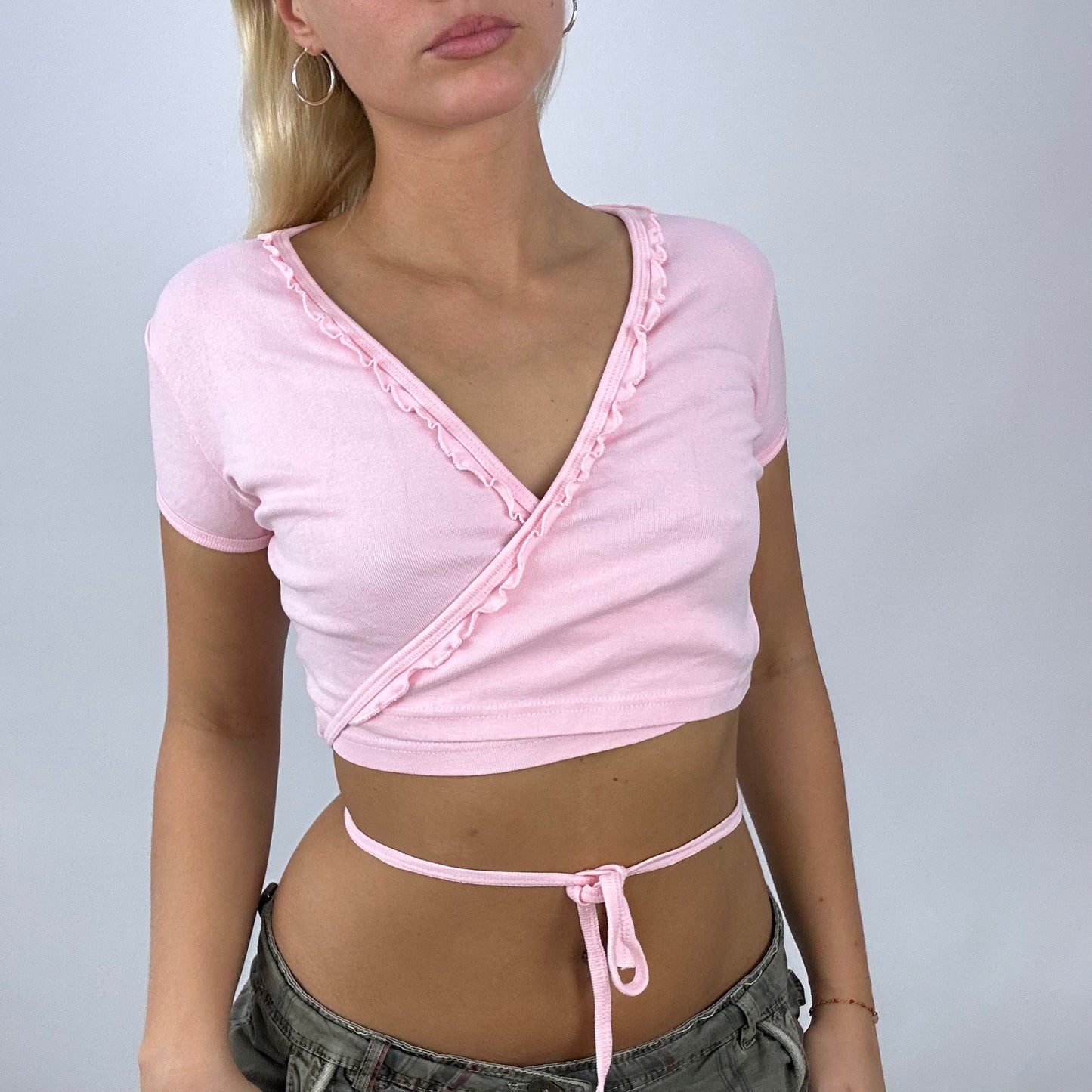 ‼️EUROPEAN SUMMER | small baby pink wrap top