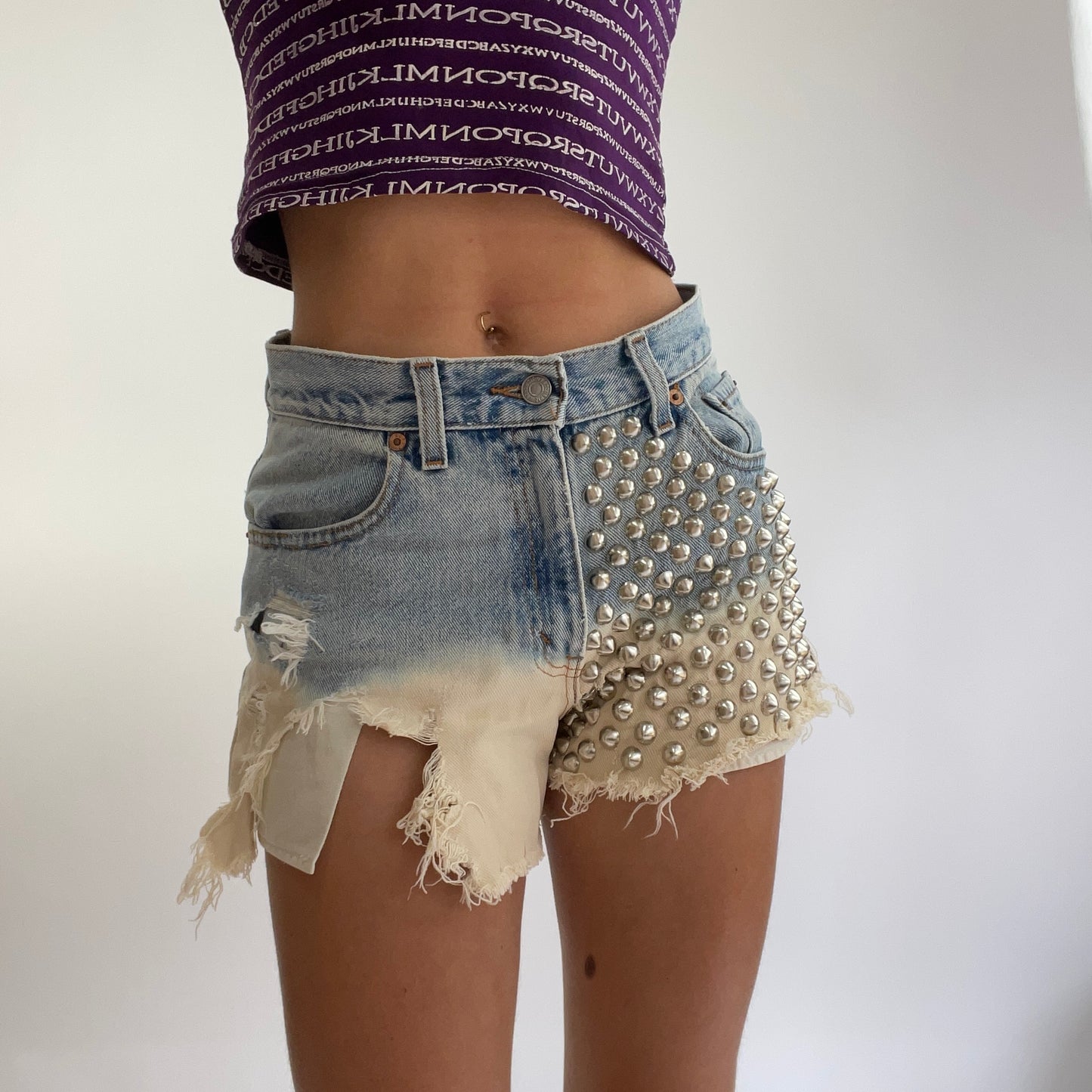 FESTIVAL DROP | levi’s denim shorts with studs - small