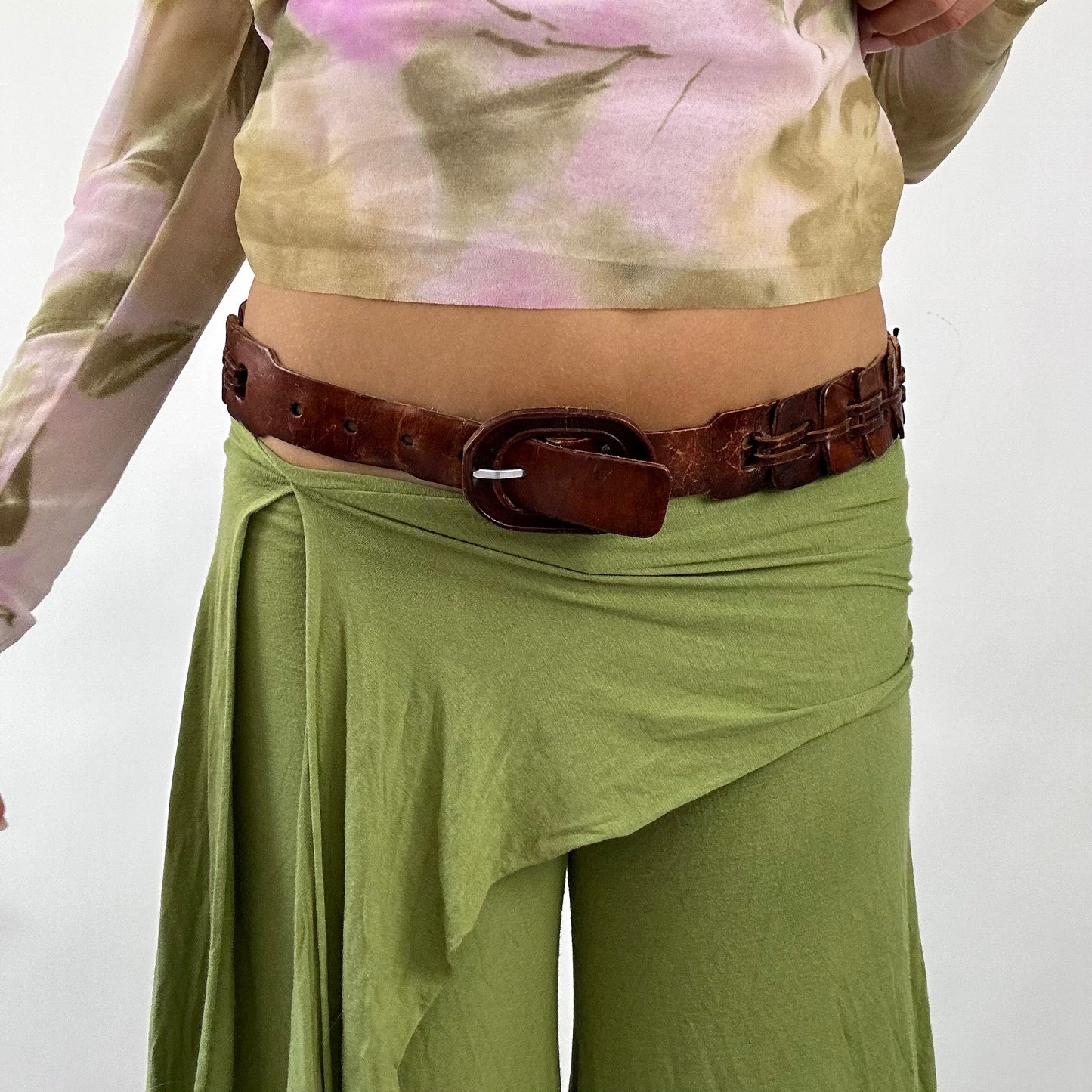 💚 BOHO GIRL DROP | brown square belt
