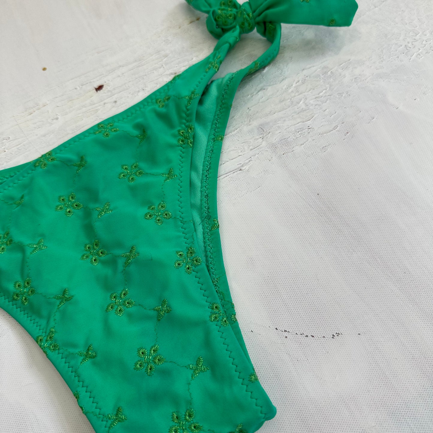 BARBIE DROP - beach barbie | green bikini bottoms - medium