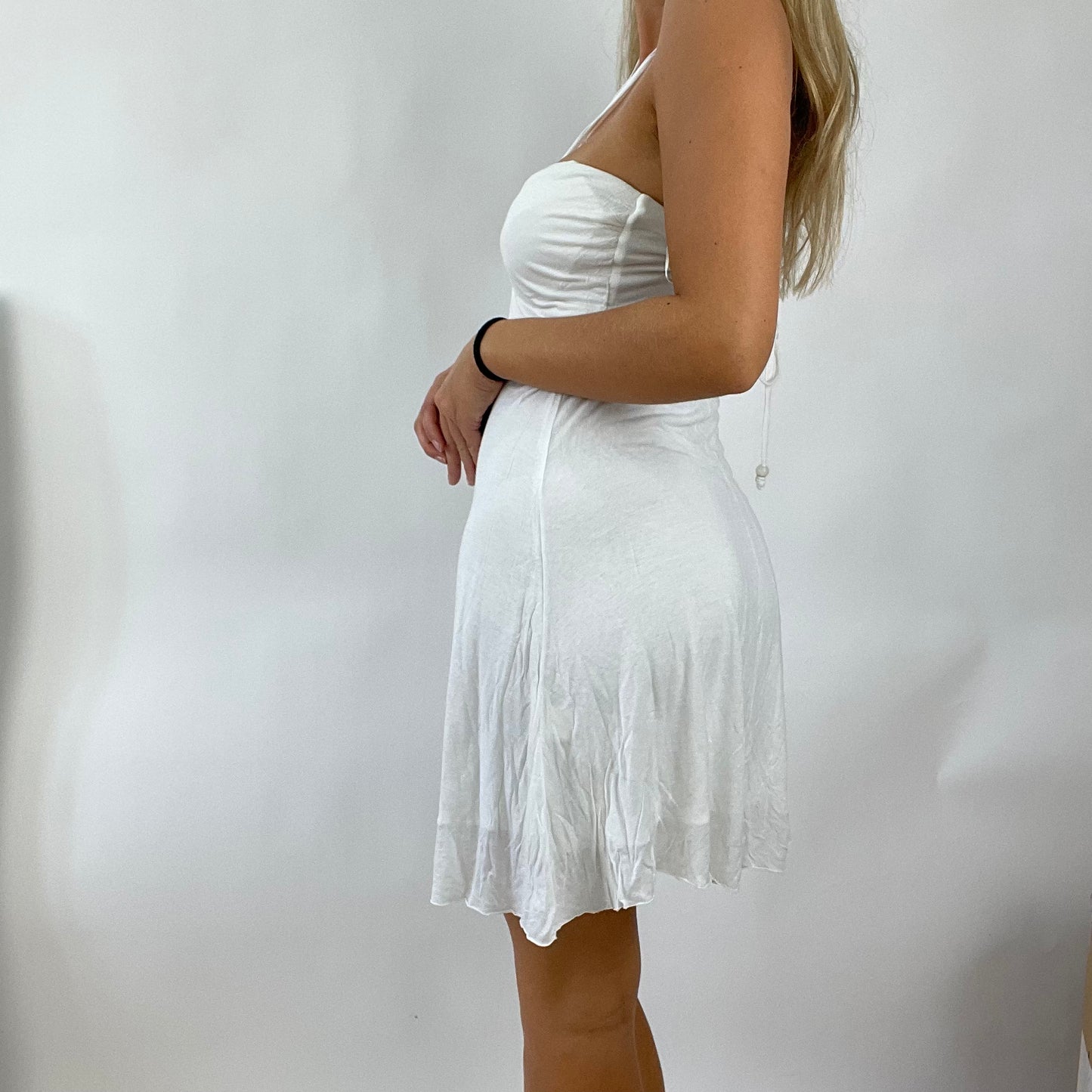 💻 MERMAID CORE DROP | medium white halterneck dress