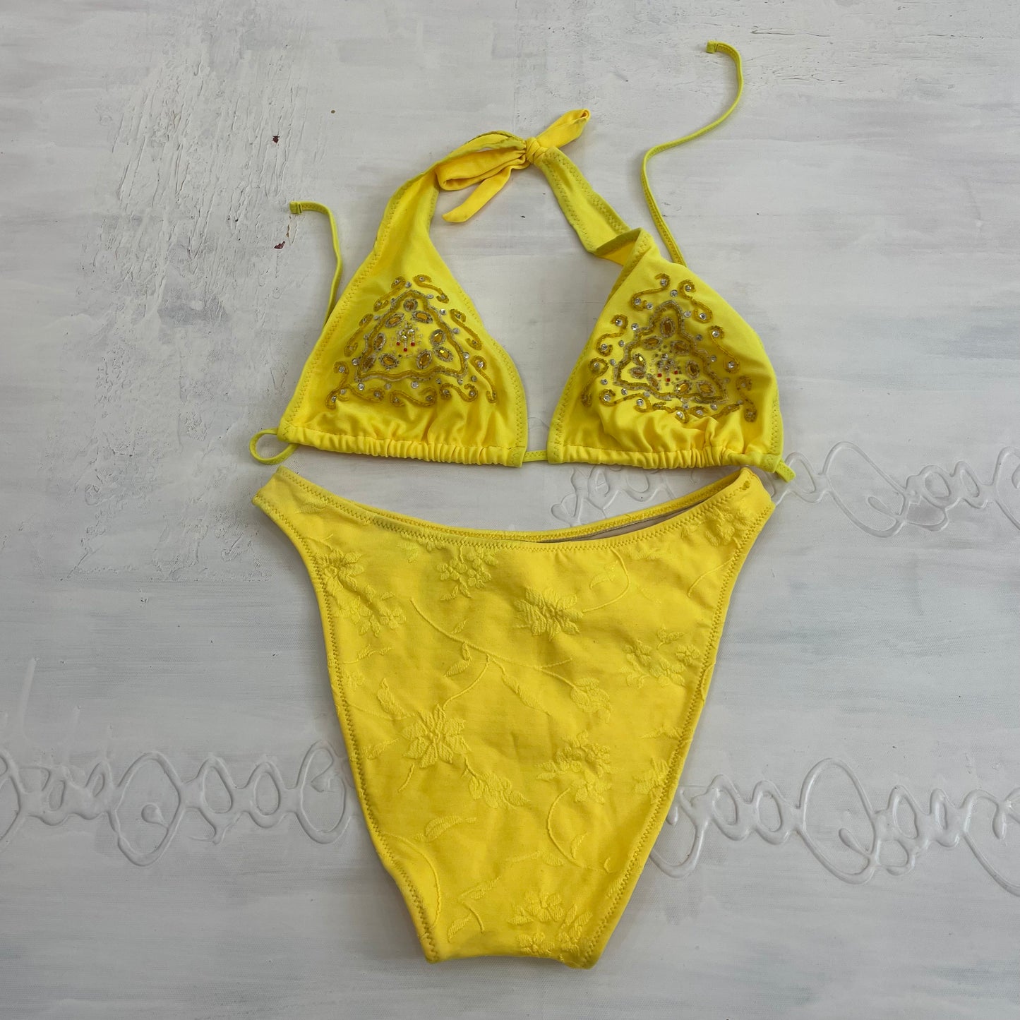 SUMMER ‘IT GIRL’ DROP | yellow bikini - size M