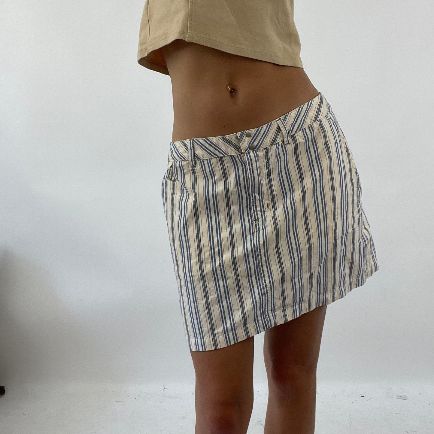 SUMMER ‘IT GIRL’ DROP | striped mini skirt - small