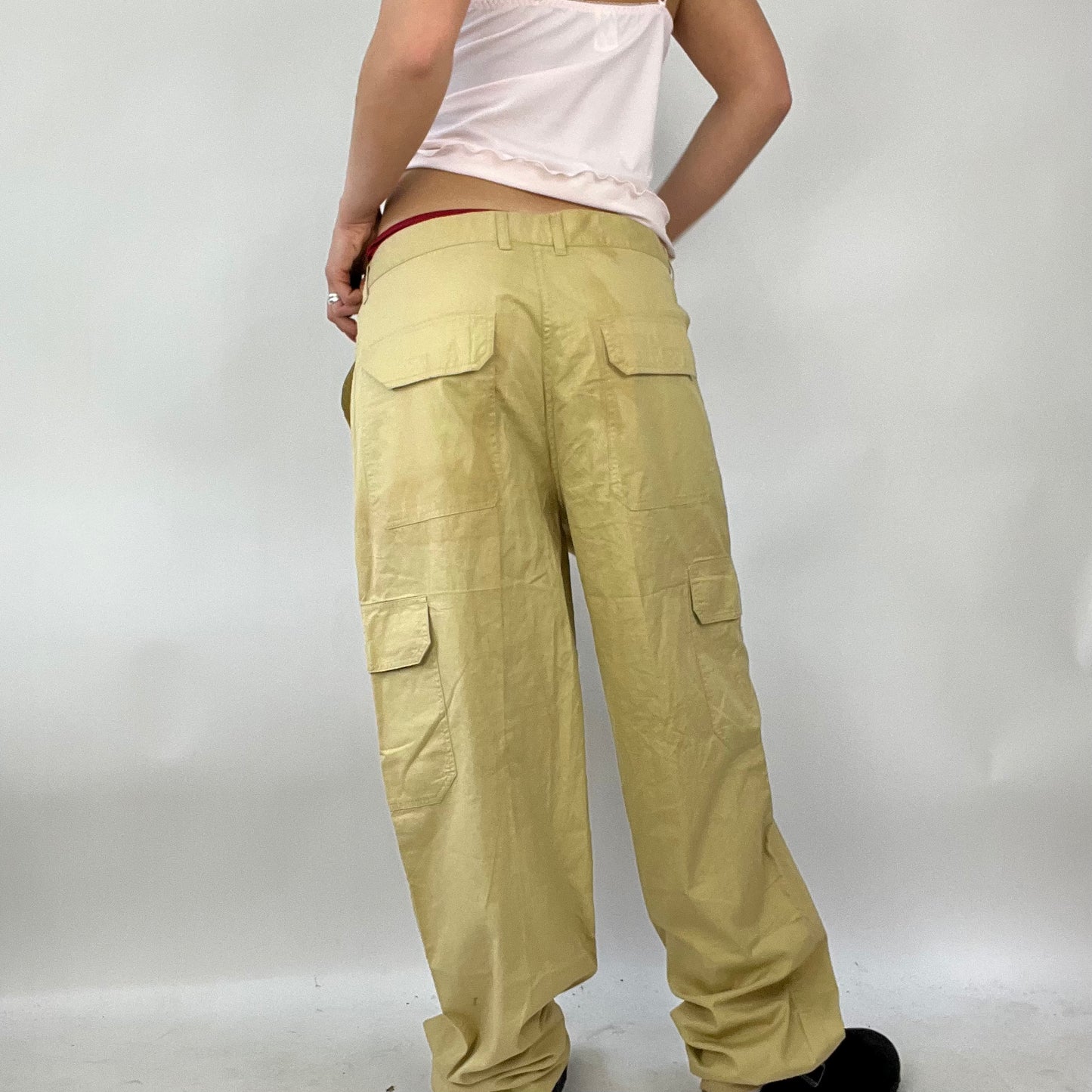 💚 FESTIVAL DROP | large beige cargo trousers