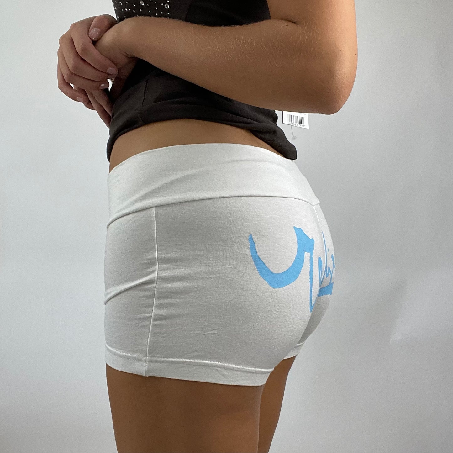 DROP 3 | quiksilver booty shorts - size small