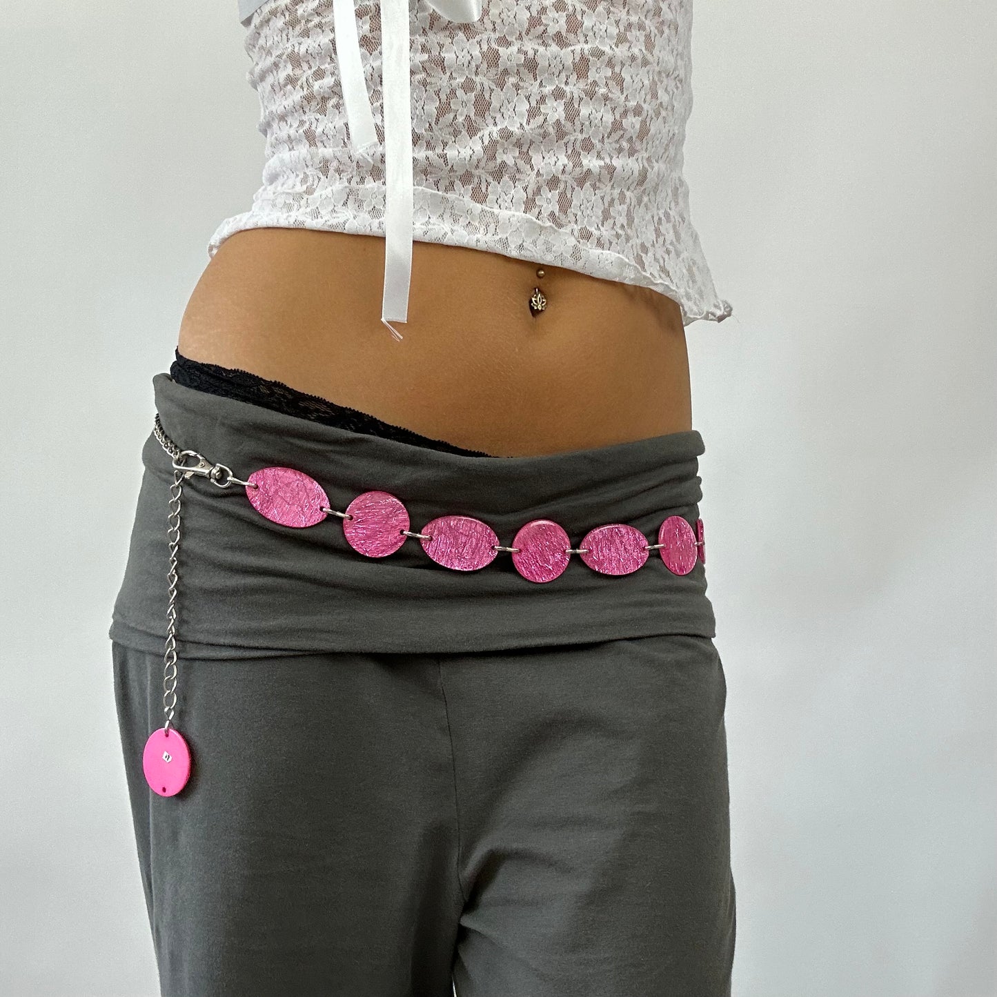 Pink 2025 chain belt